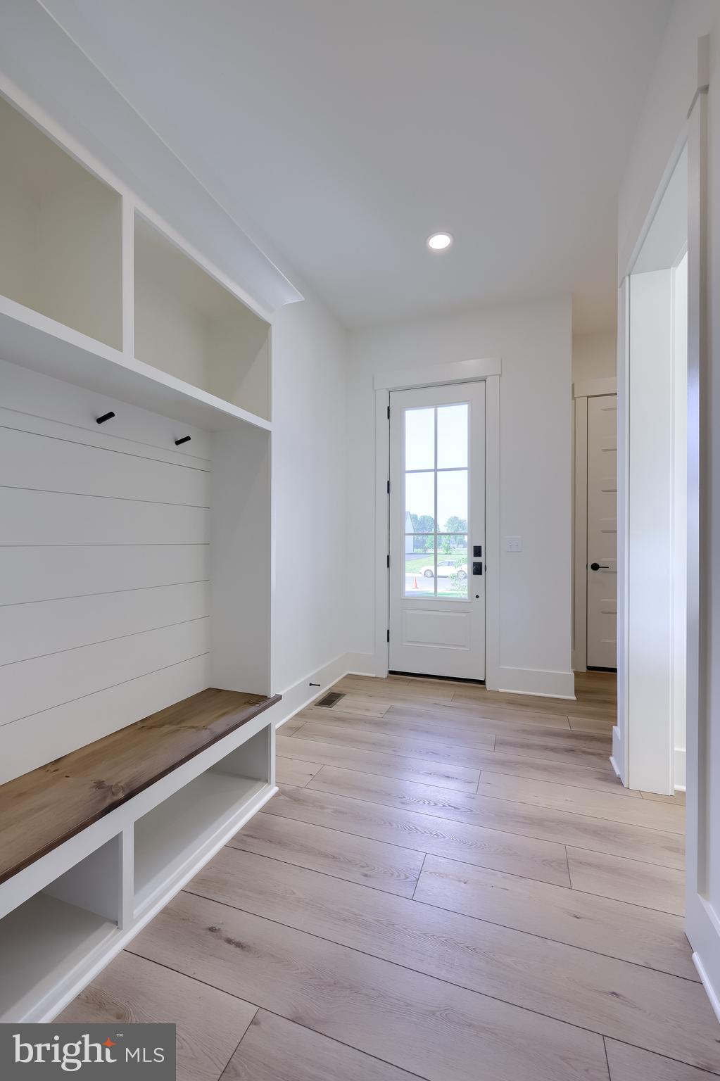 PINEBROOKE - Residential