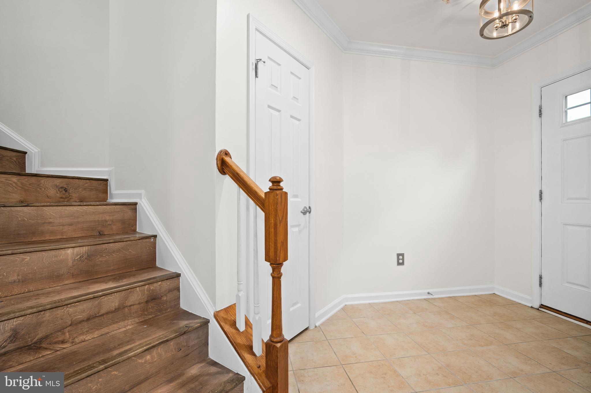 ADDISON ROAD SOUTH - Residential