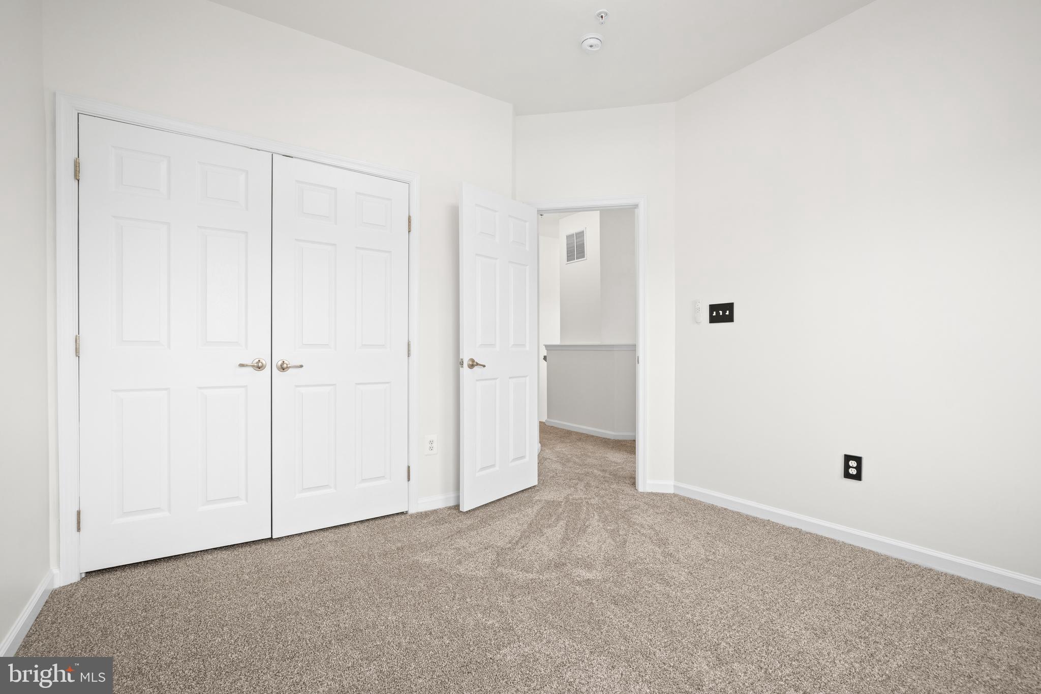 ADDISON ROAD SOUTH - Residential