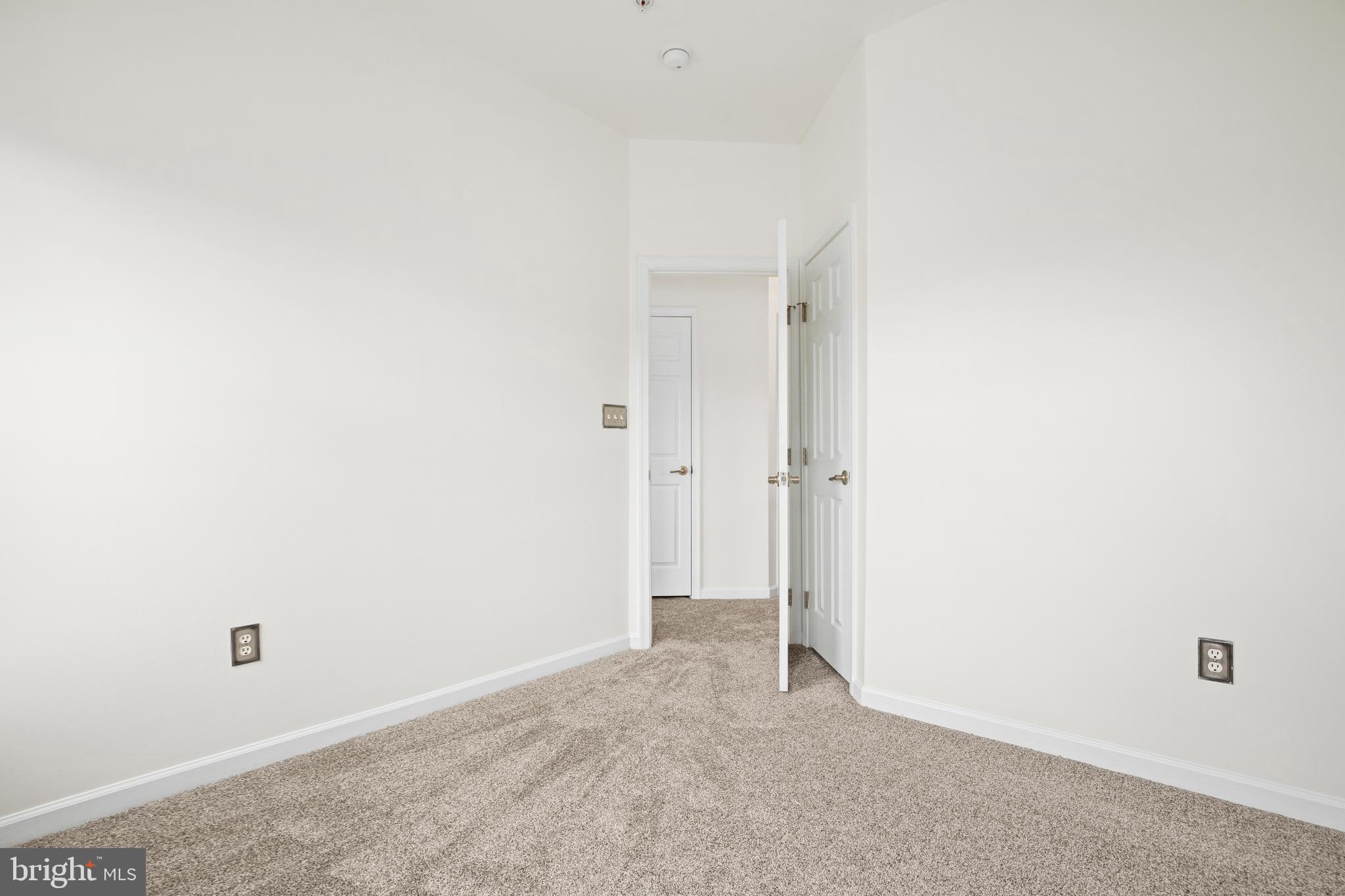 ADDISON ROAD SOUTH - Residential