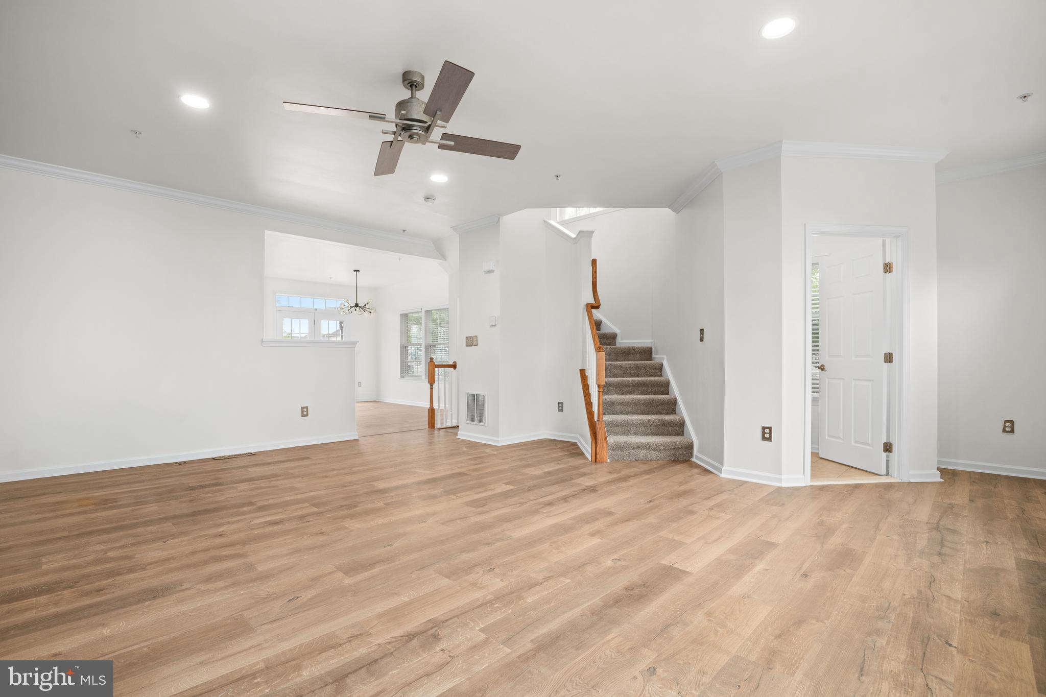 ADDISON ROAD SOUTH - Residential