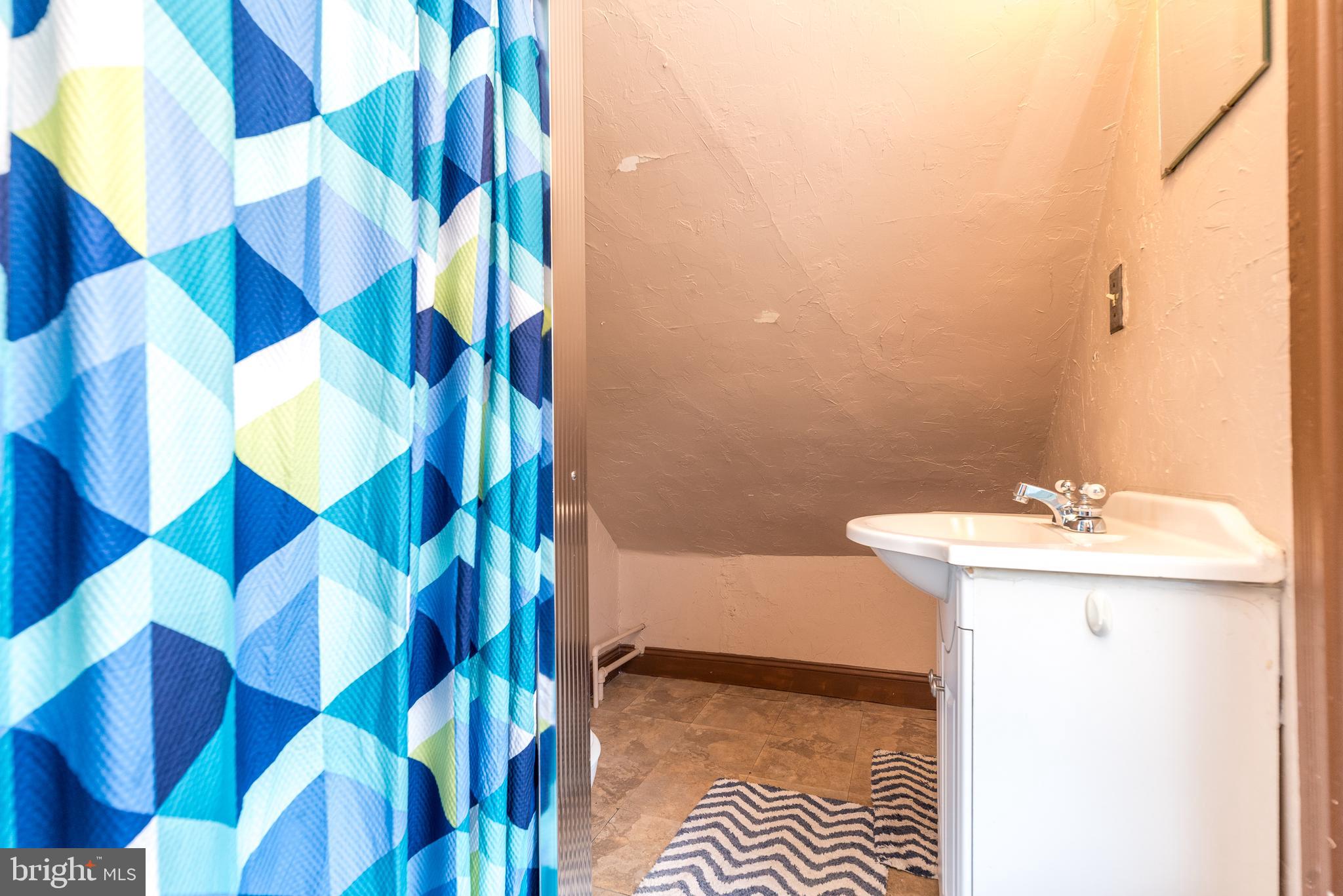 CHELTENHAM VIL - Residential