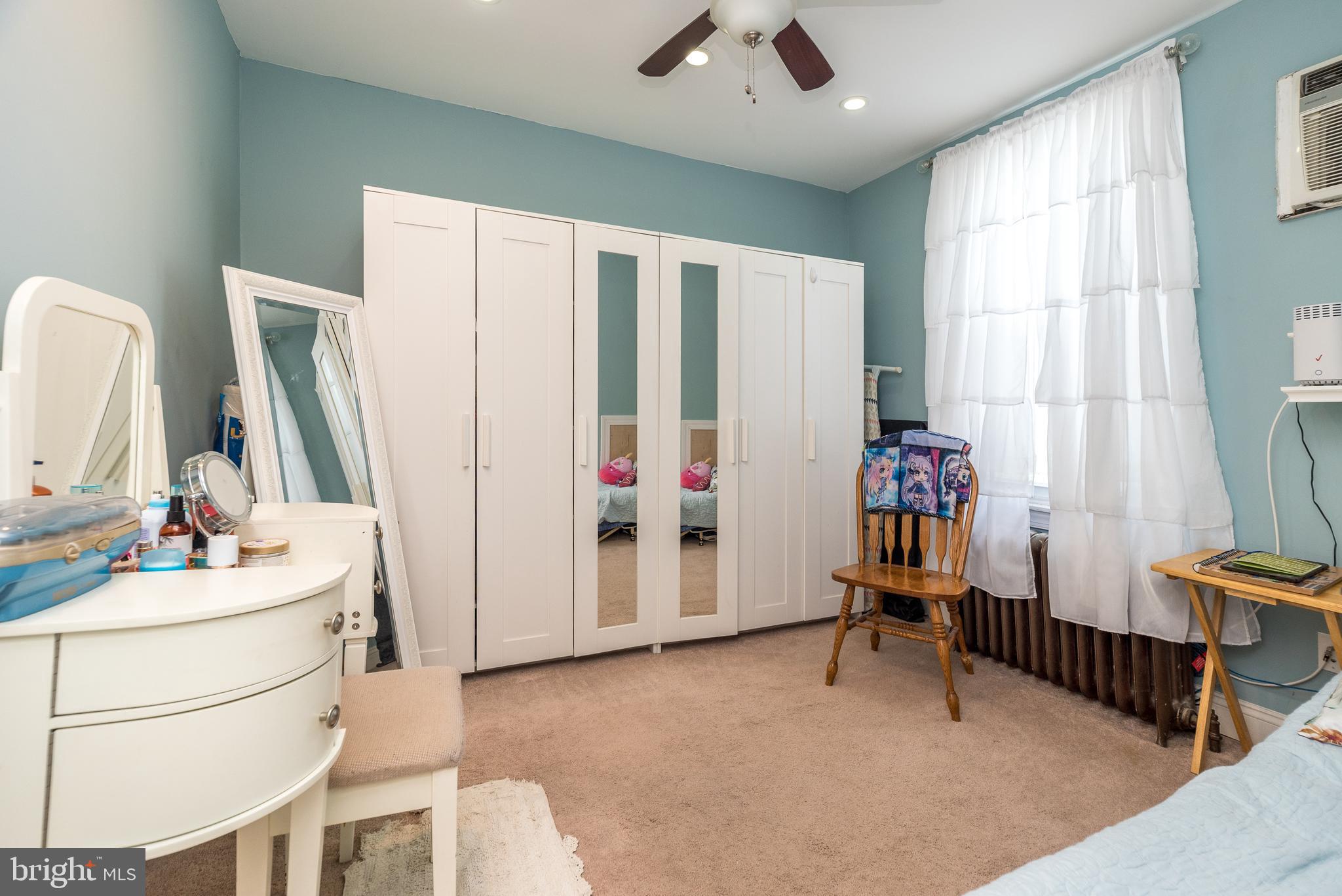 CHELTENHAM VIL - Residential