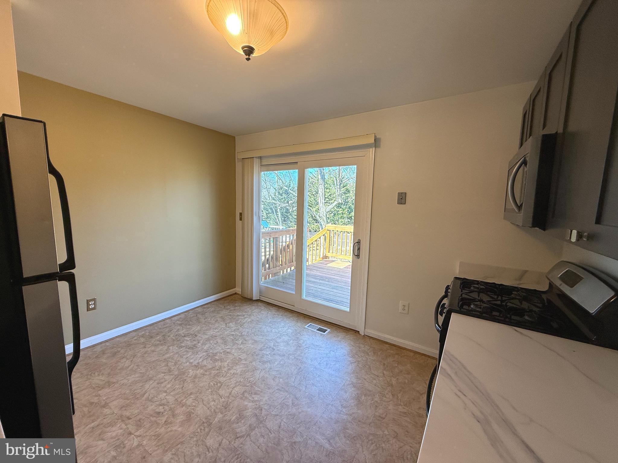 DEER PARK - Residential Lease