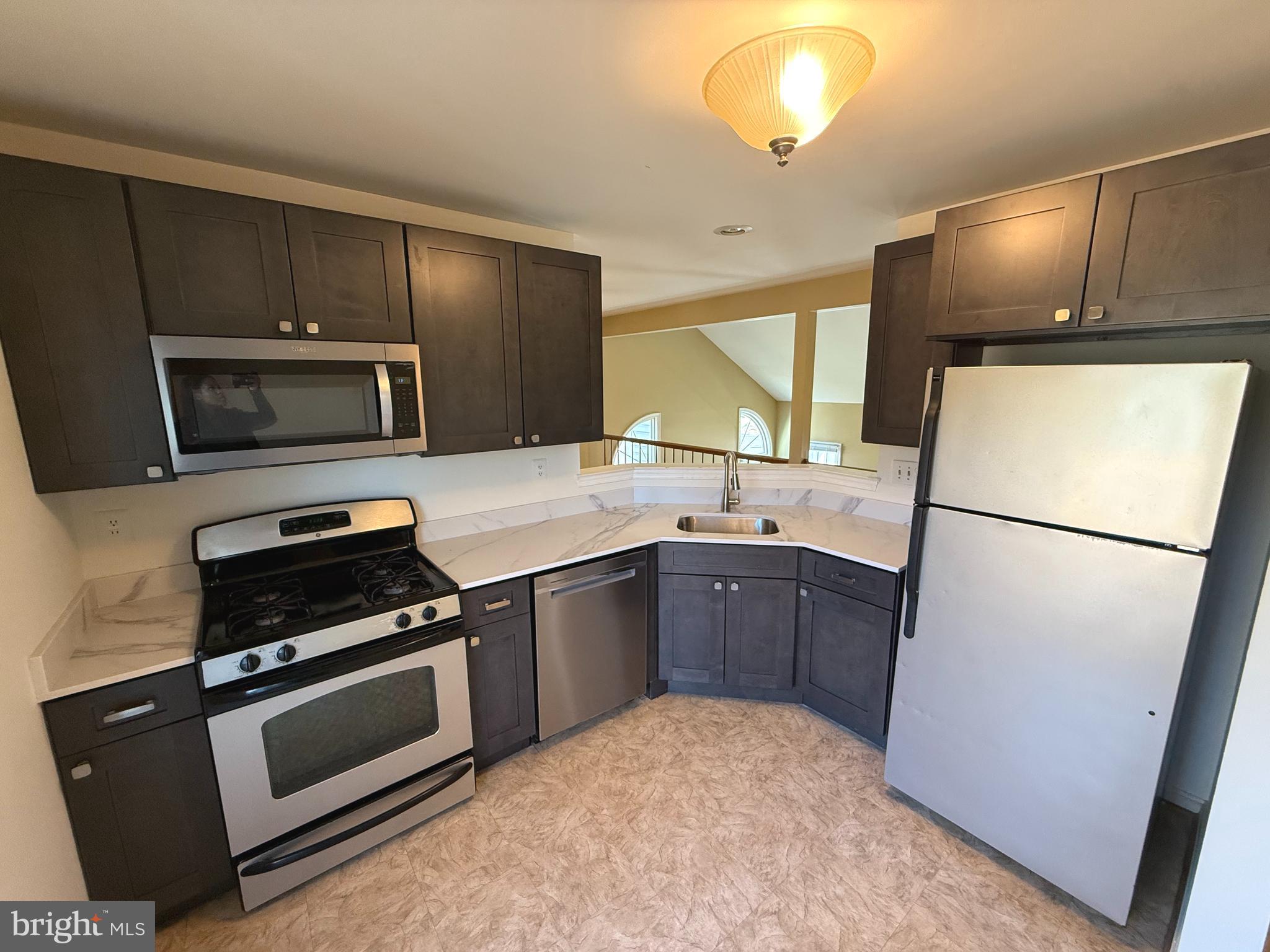 DEER PARK - Residential Lease