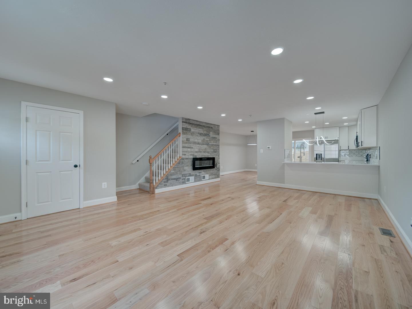 TIMBERBROOK - Residential