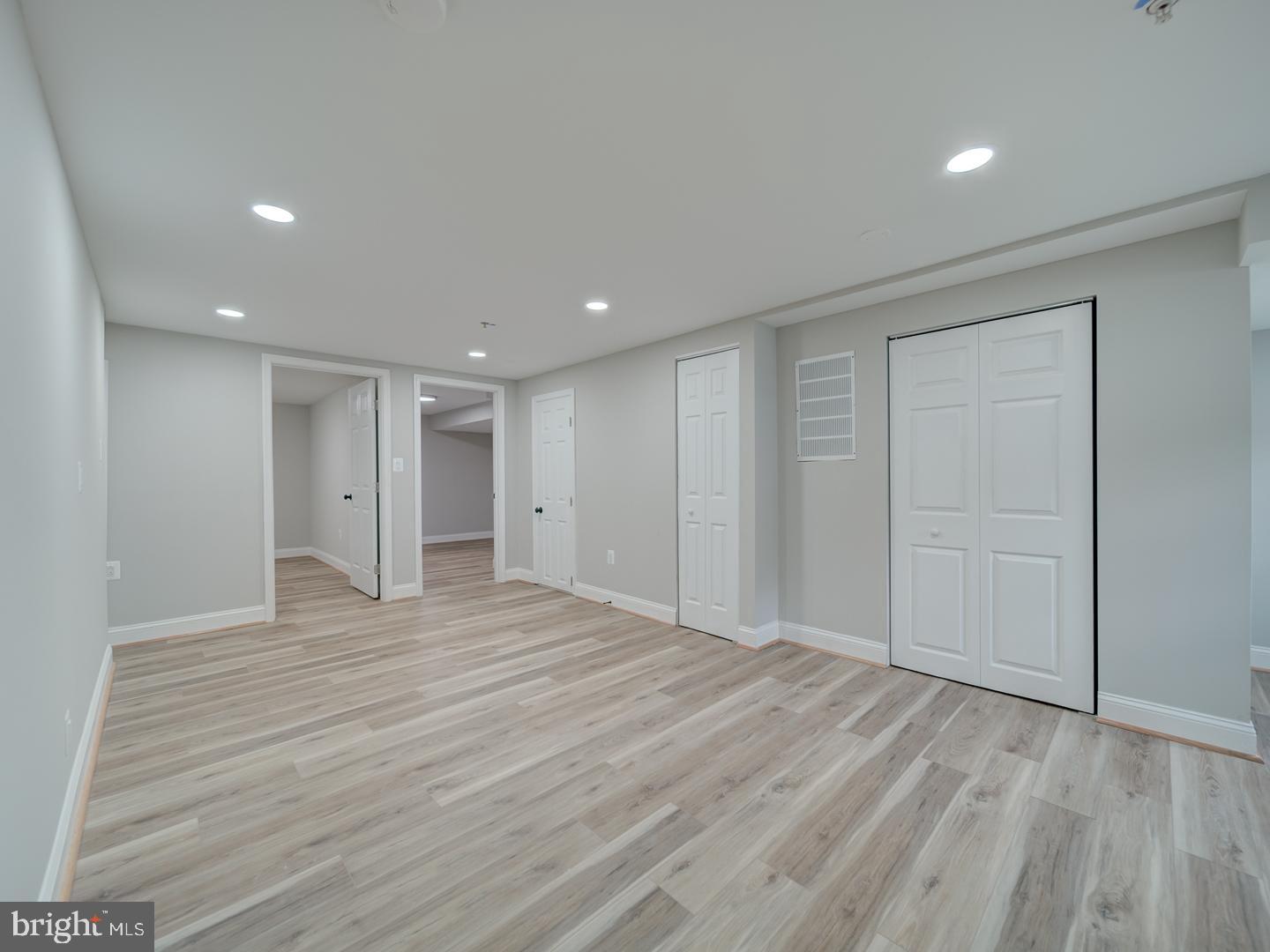 TIMBERBROOK - Residential