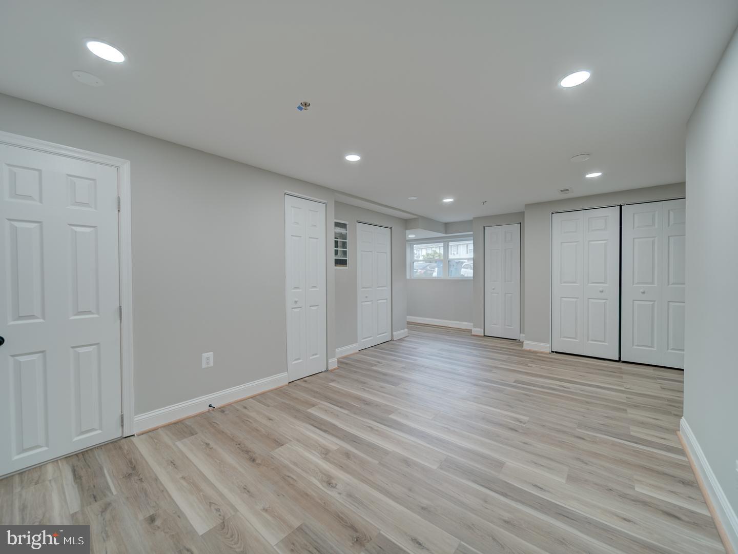 TIMBERBROOK - Residential