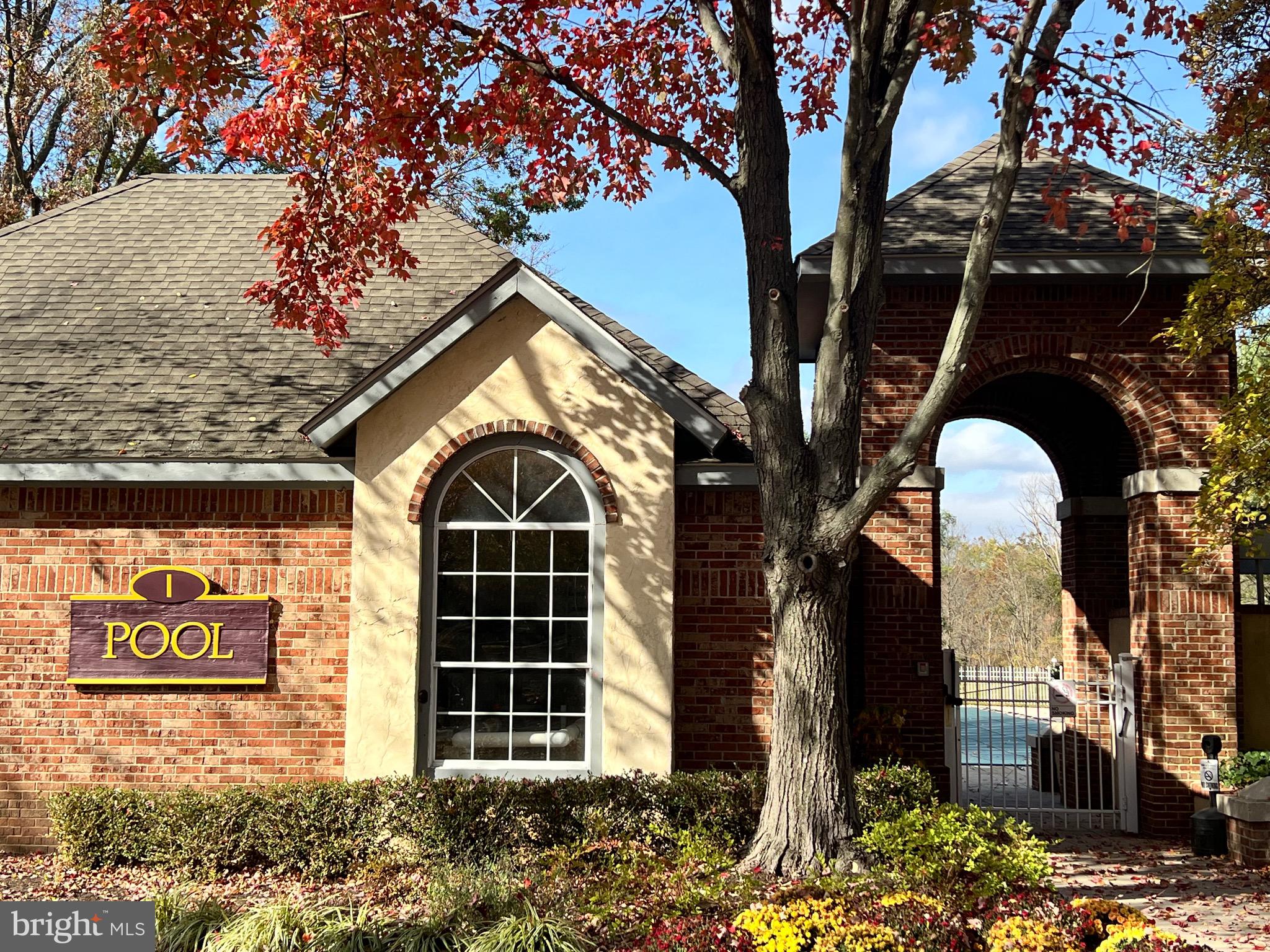 106 HERITAGE BOULEVARD 7