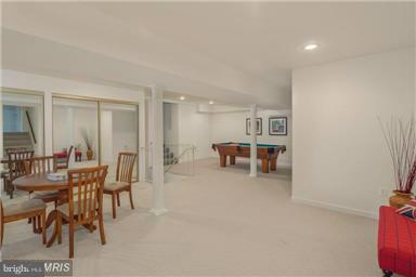 CHESTERBROOK WOODS - Residential Lease