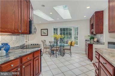 CHESTERBROOK WOODS - Residential Lease