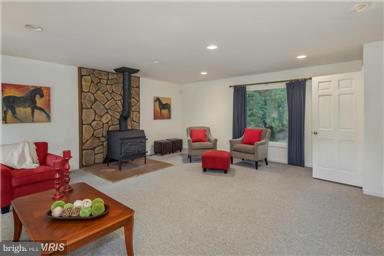 CHESTERBROOK WOODS - Residential Lease