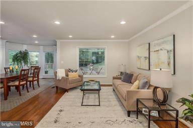 CHESTERBROOK WOODS - Residential Lease