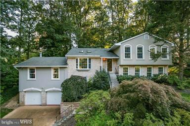 CHESTERBROOK WOODS - Residential Lease