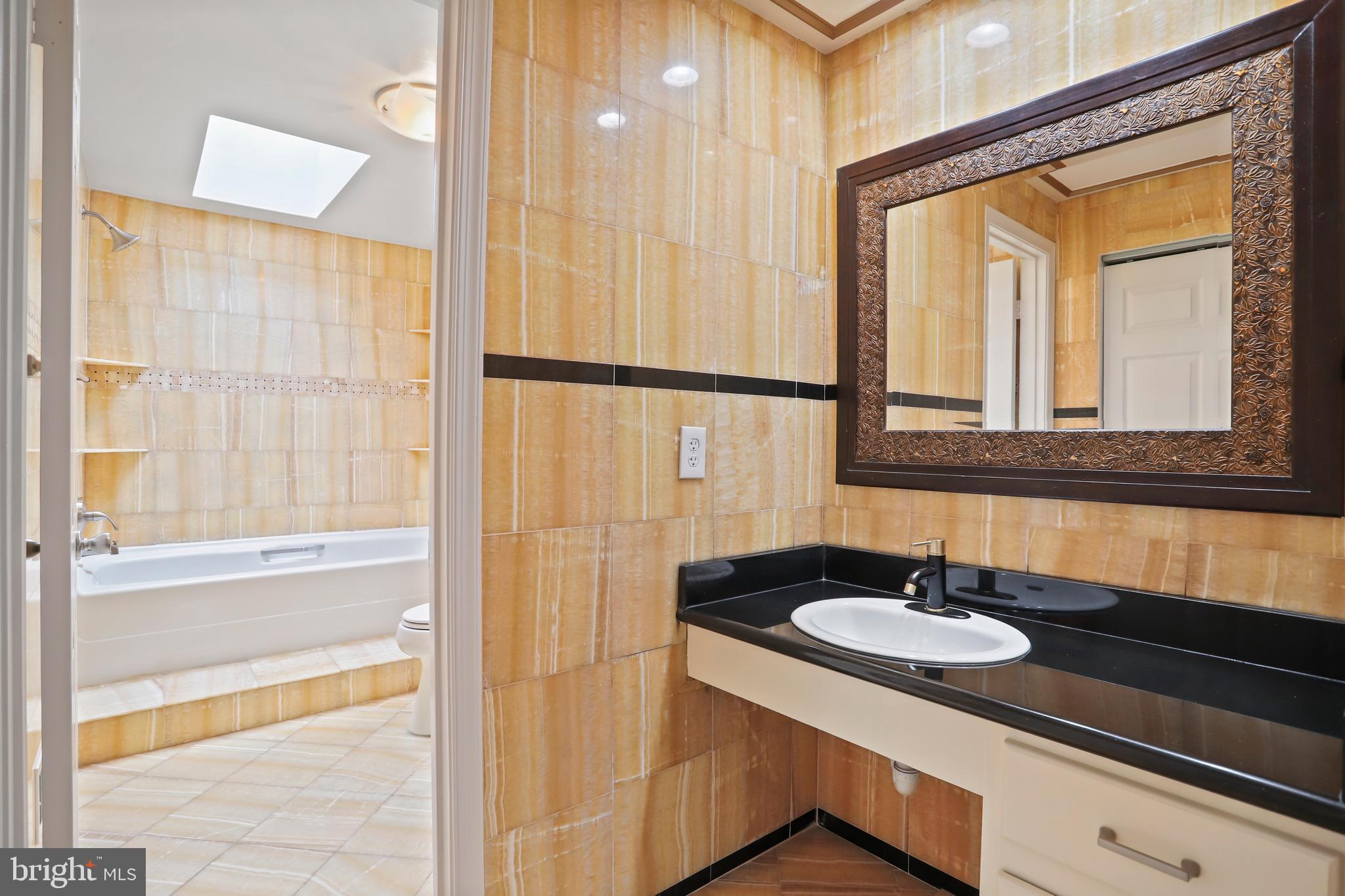 DERWOOD STATION - Residential