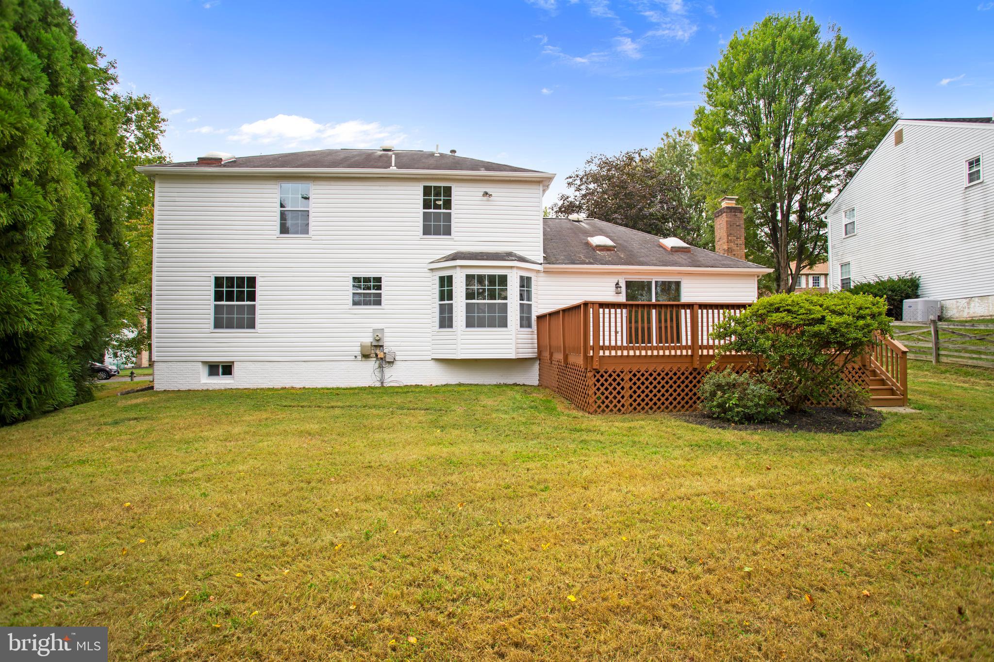 DERWOOD STATION - Residential