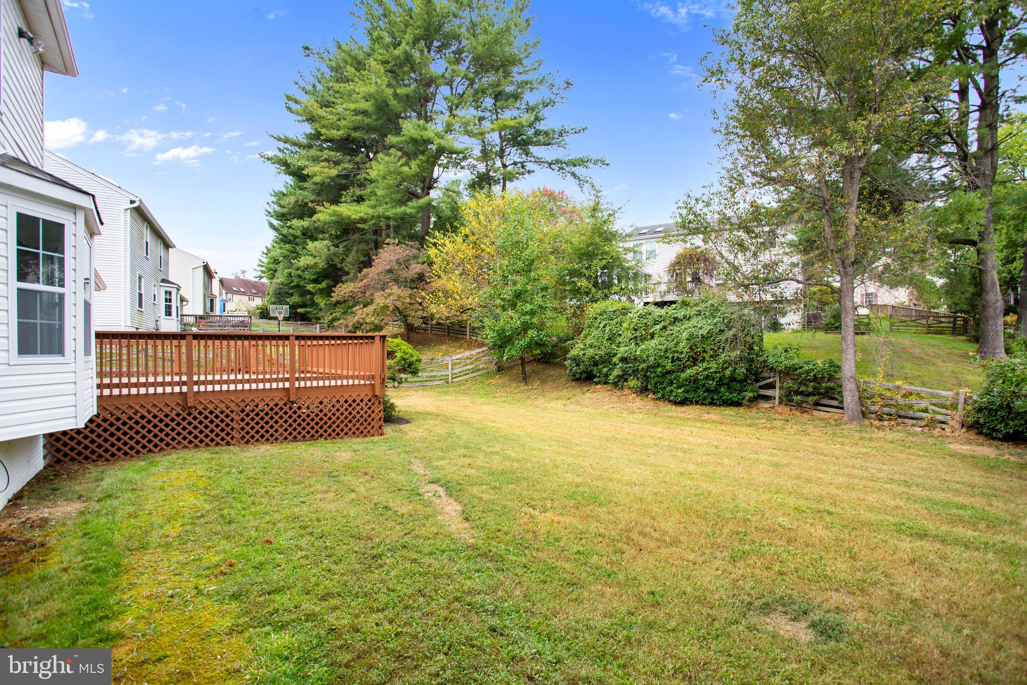 DERWOOD STATION - Residential