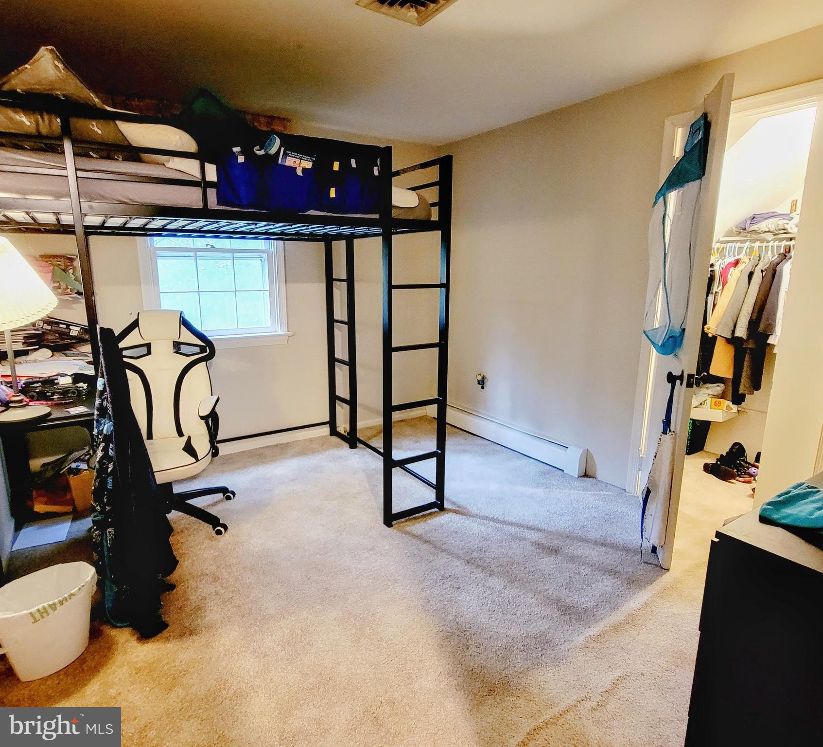 FORT WASHINGTON - Residential