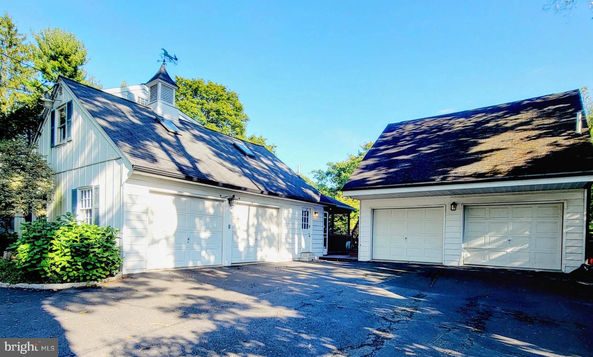 FORT WASHINGTON - Residential