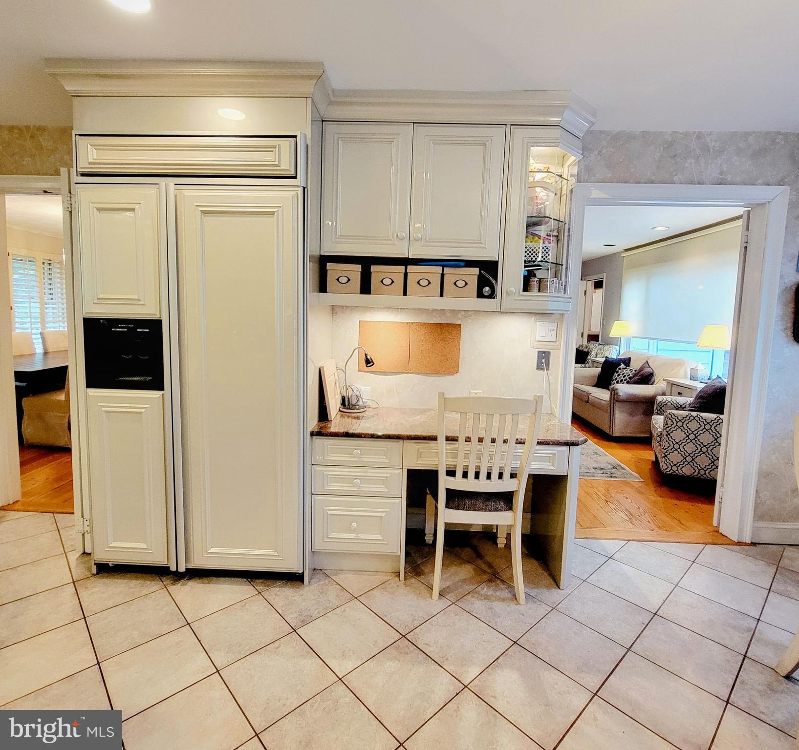 FORT WASHINGTON - Residential