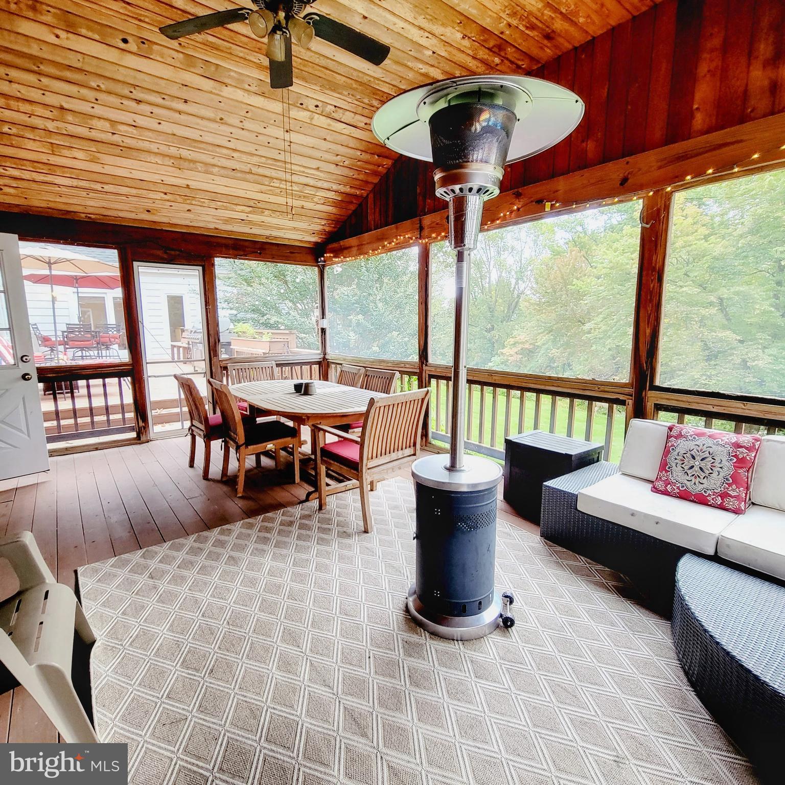 FORT WASHINGTON - Residential