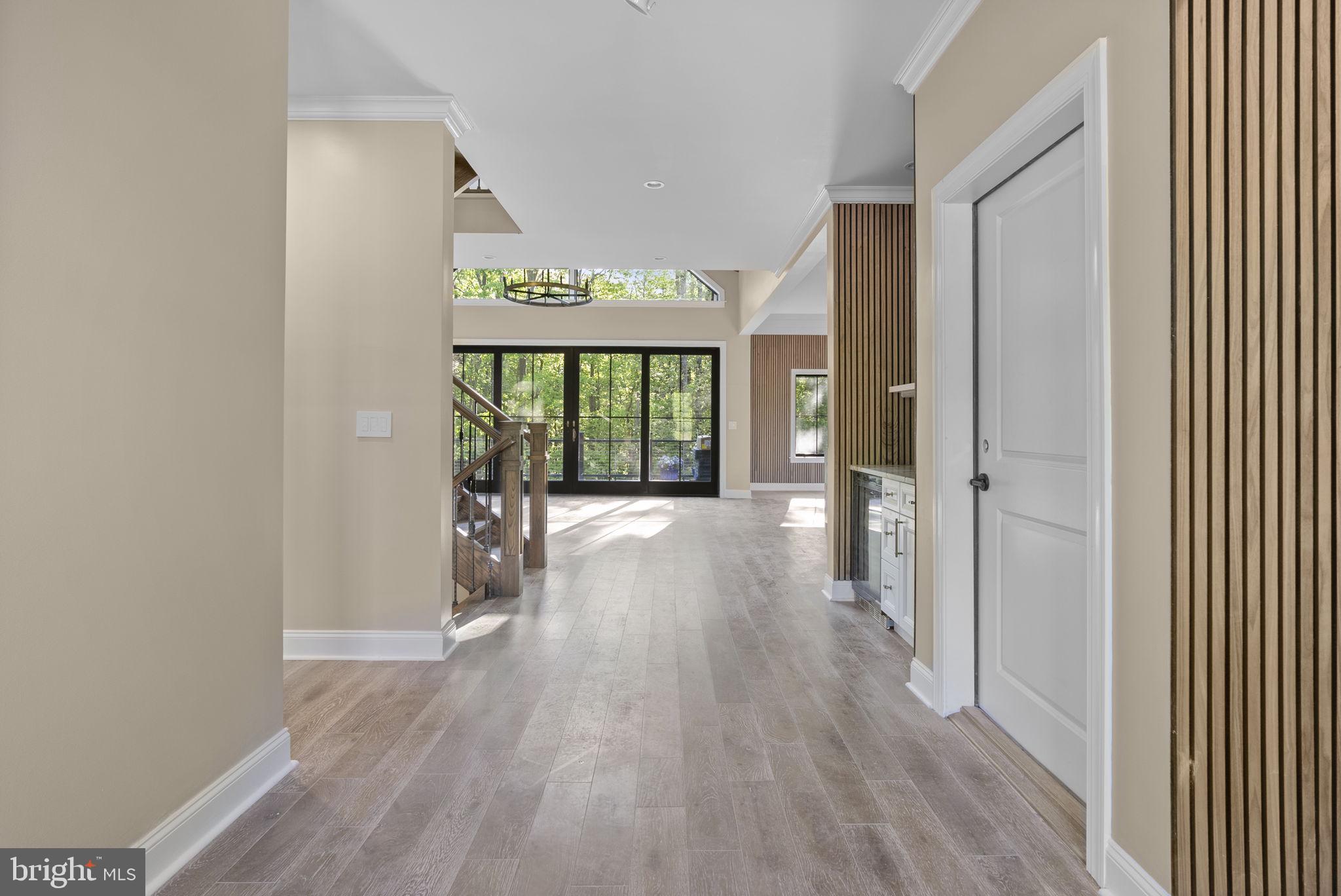 BIG BOULDER LAKE - Residential