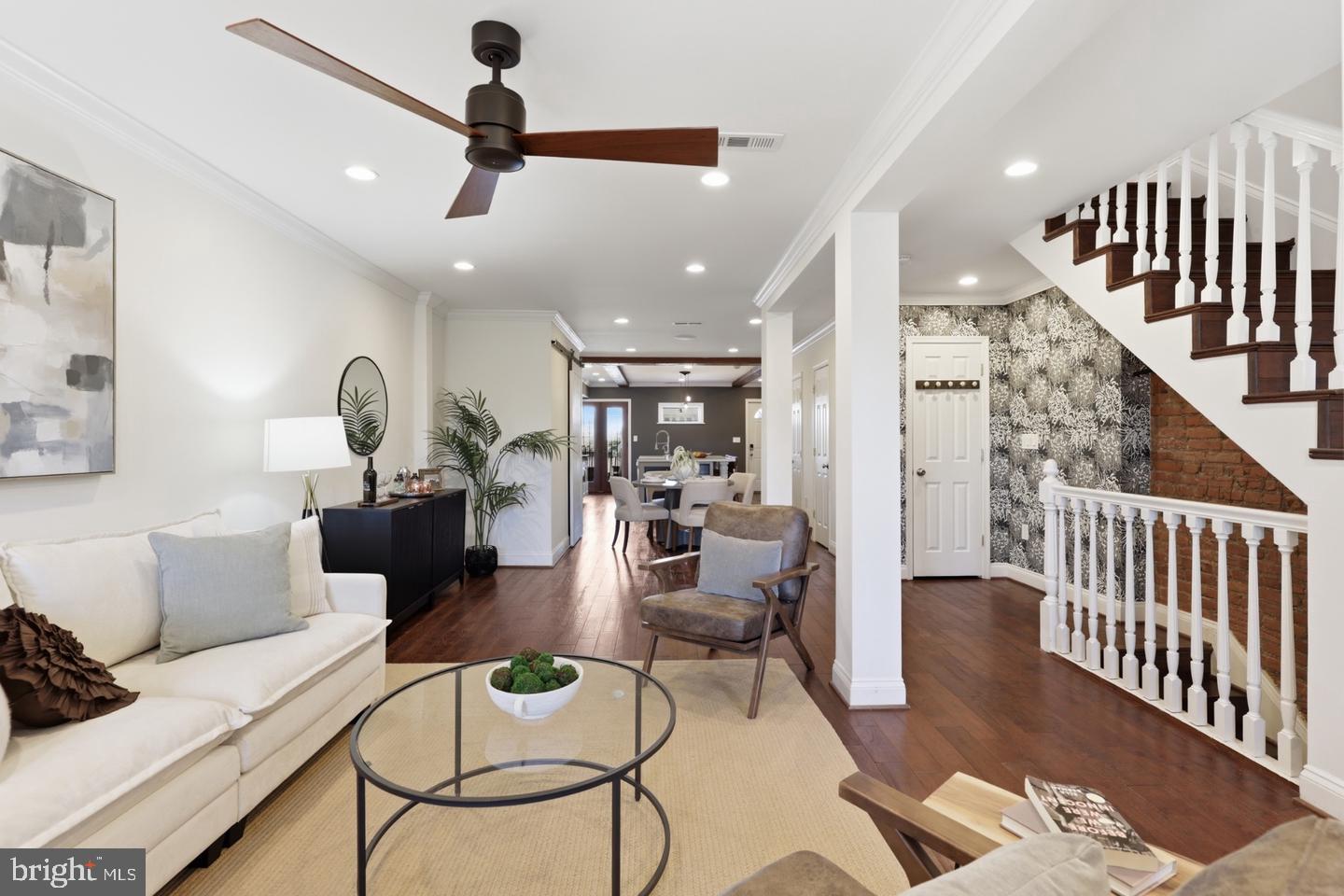 17 V STREET NW 1