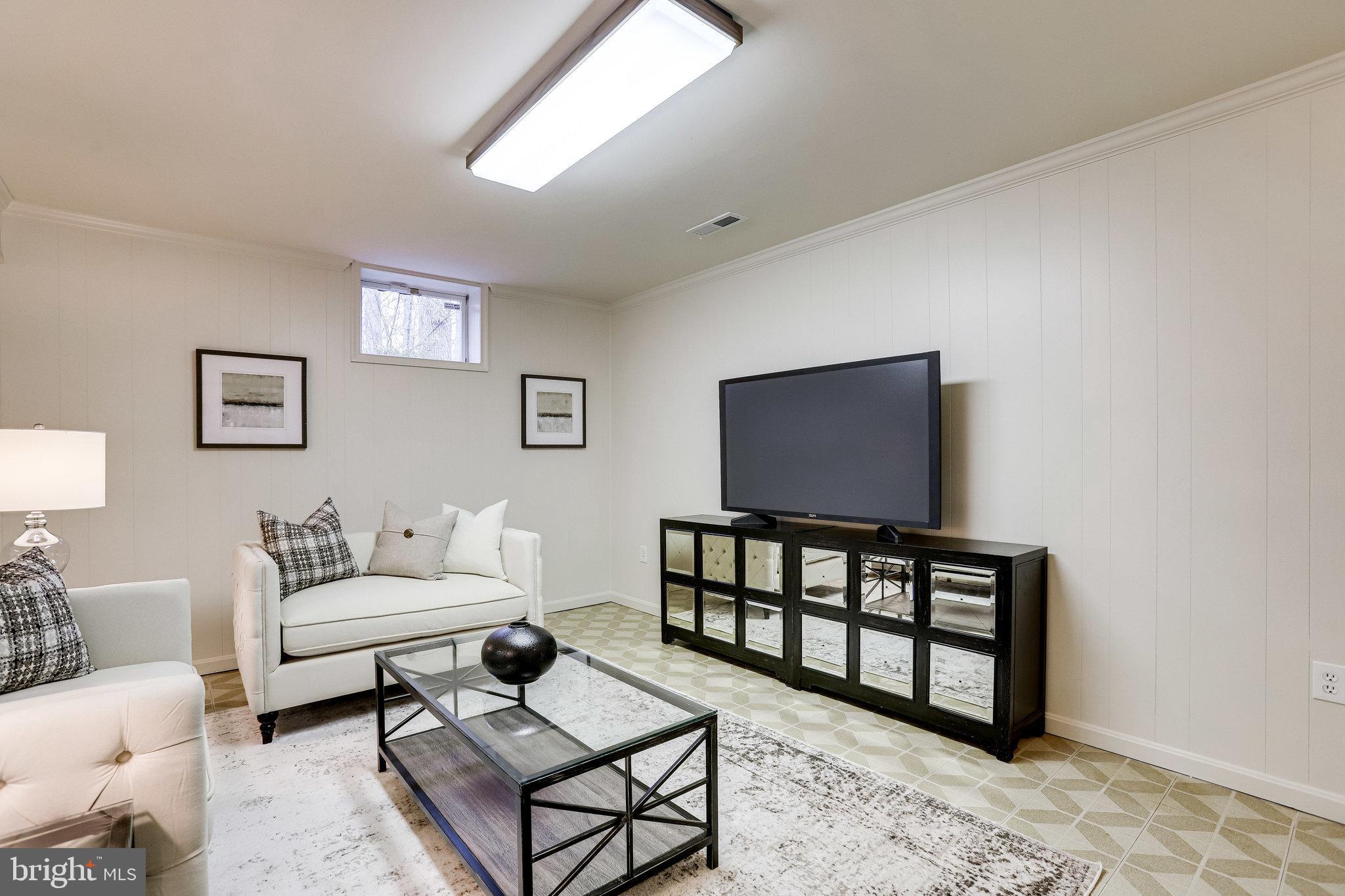 WOODBINE WOODS - Residential