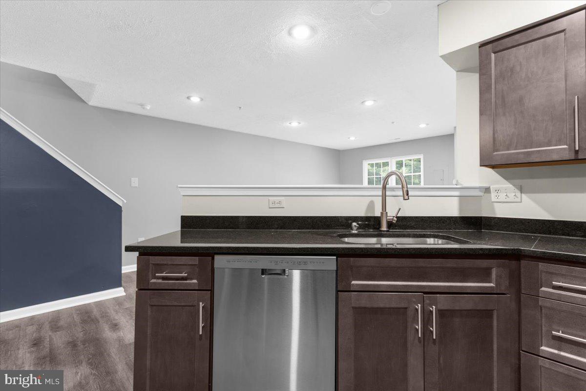 QUAIL RUN SOUTH - Residential Lease