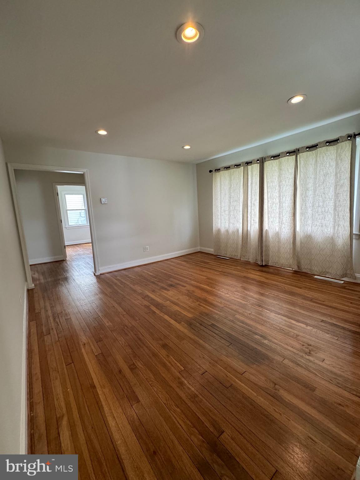 ROCKCREST - Residential Lease