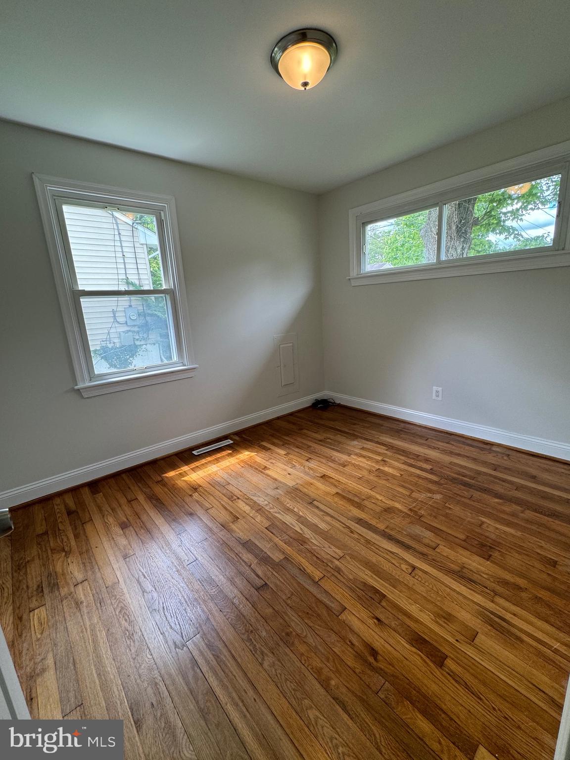 ROCKCREST - Residential Lease