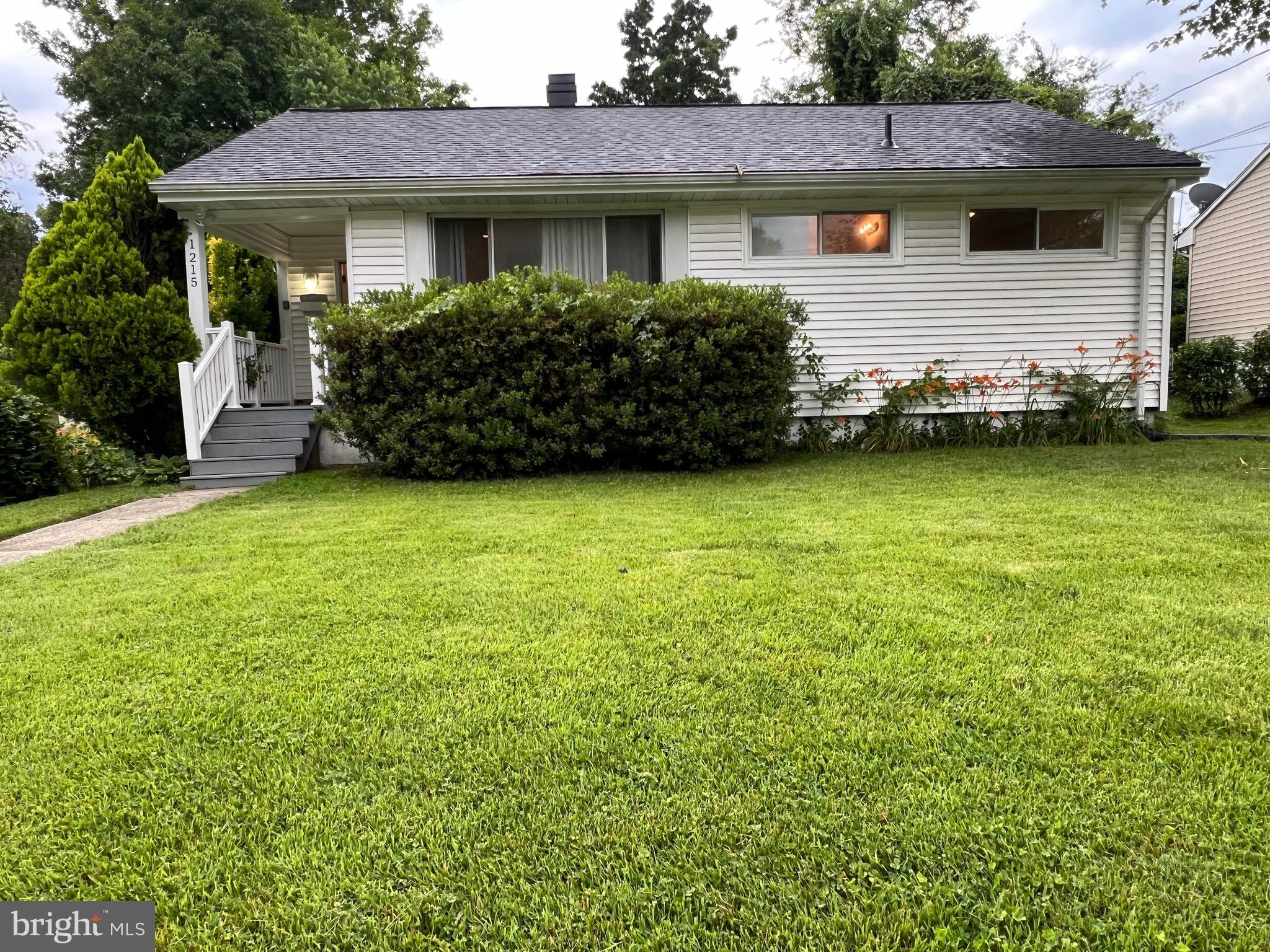 ROCKCREST - Residential Lease