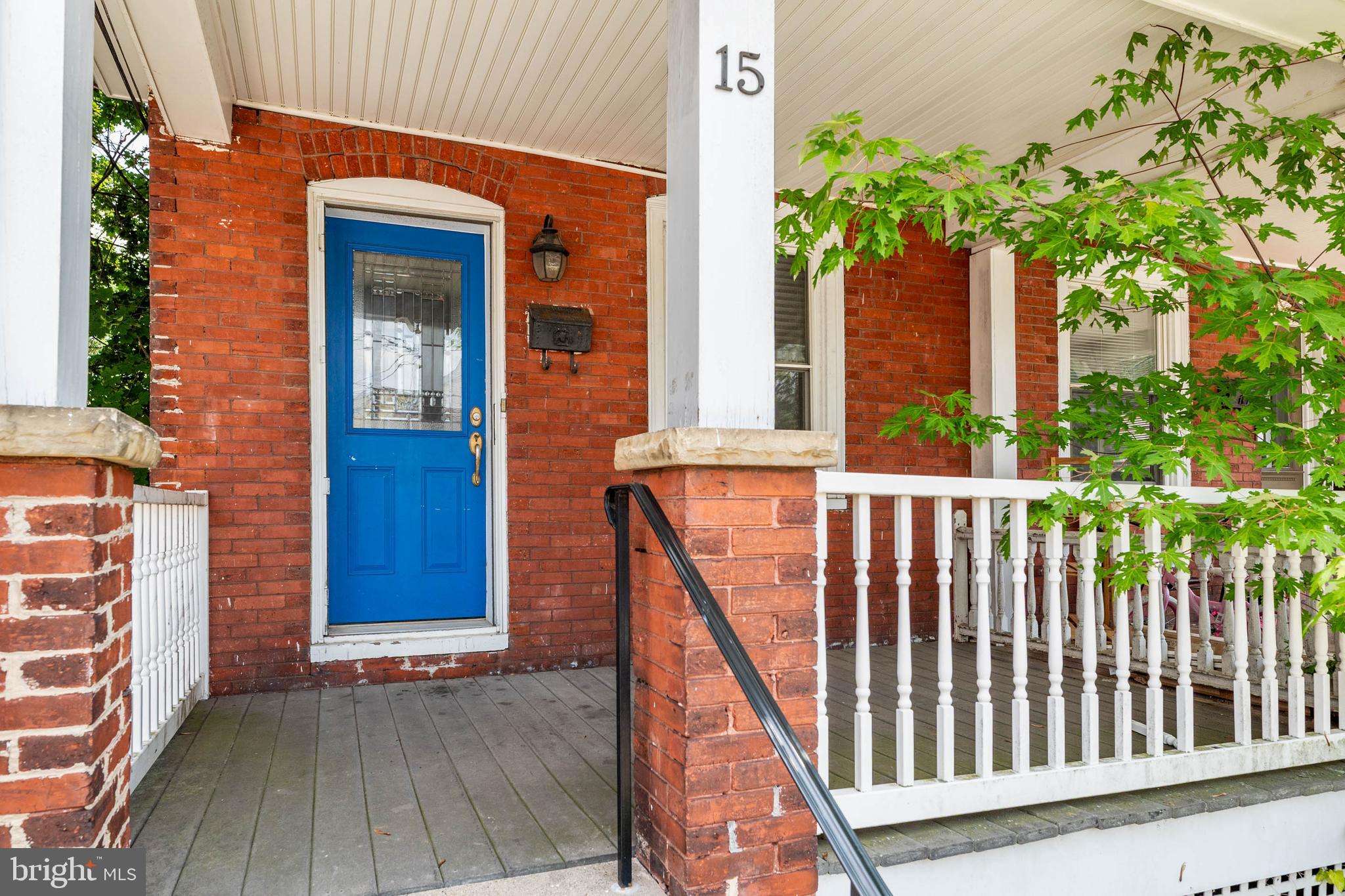 15 N WARNER AVENUE