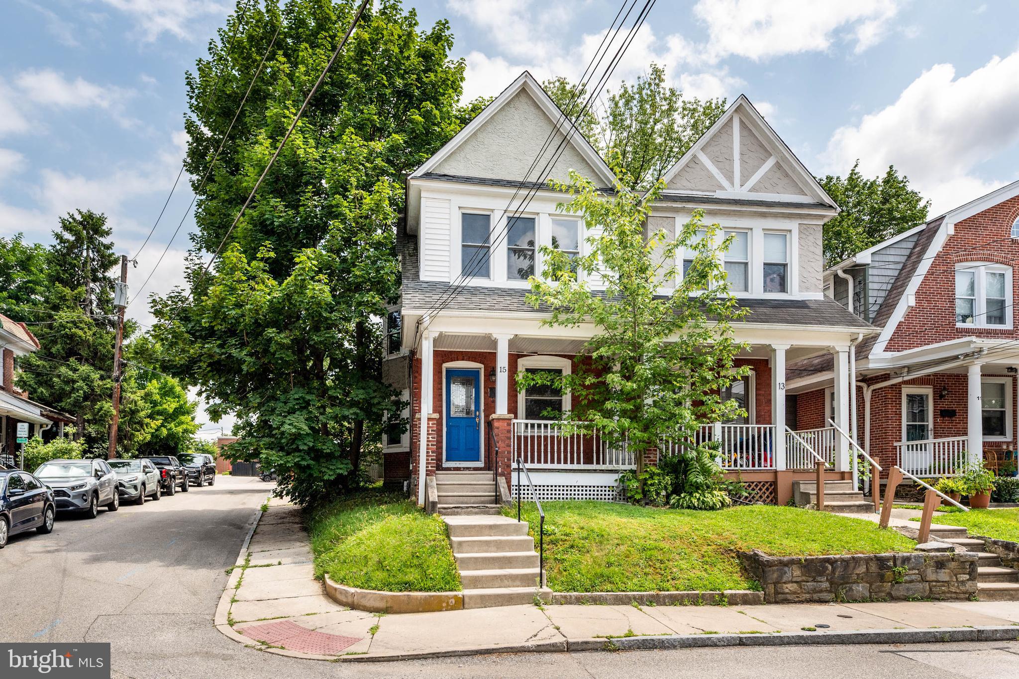 15 N WARNER AVENUE