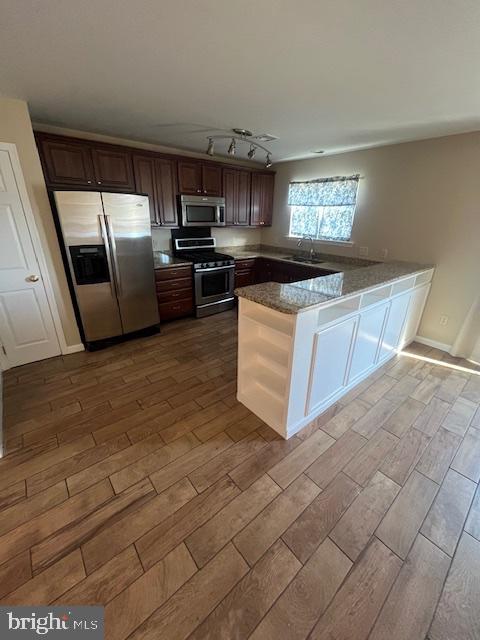 BUMBLE BEE HOLLOW - Residential Lease