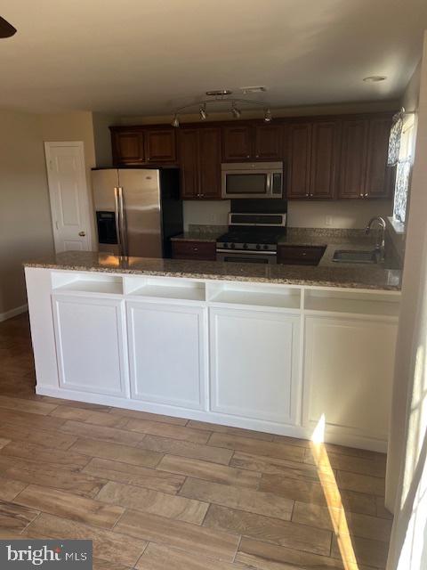 BUMBLE BEE HOLLOW - Residential Lease