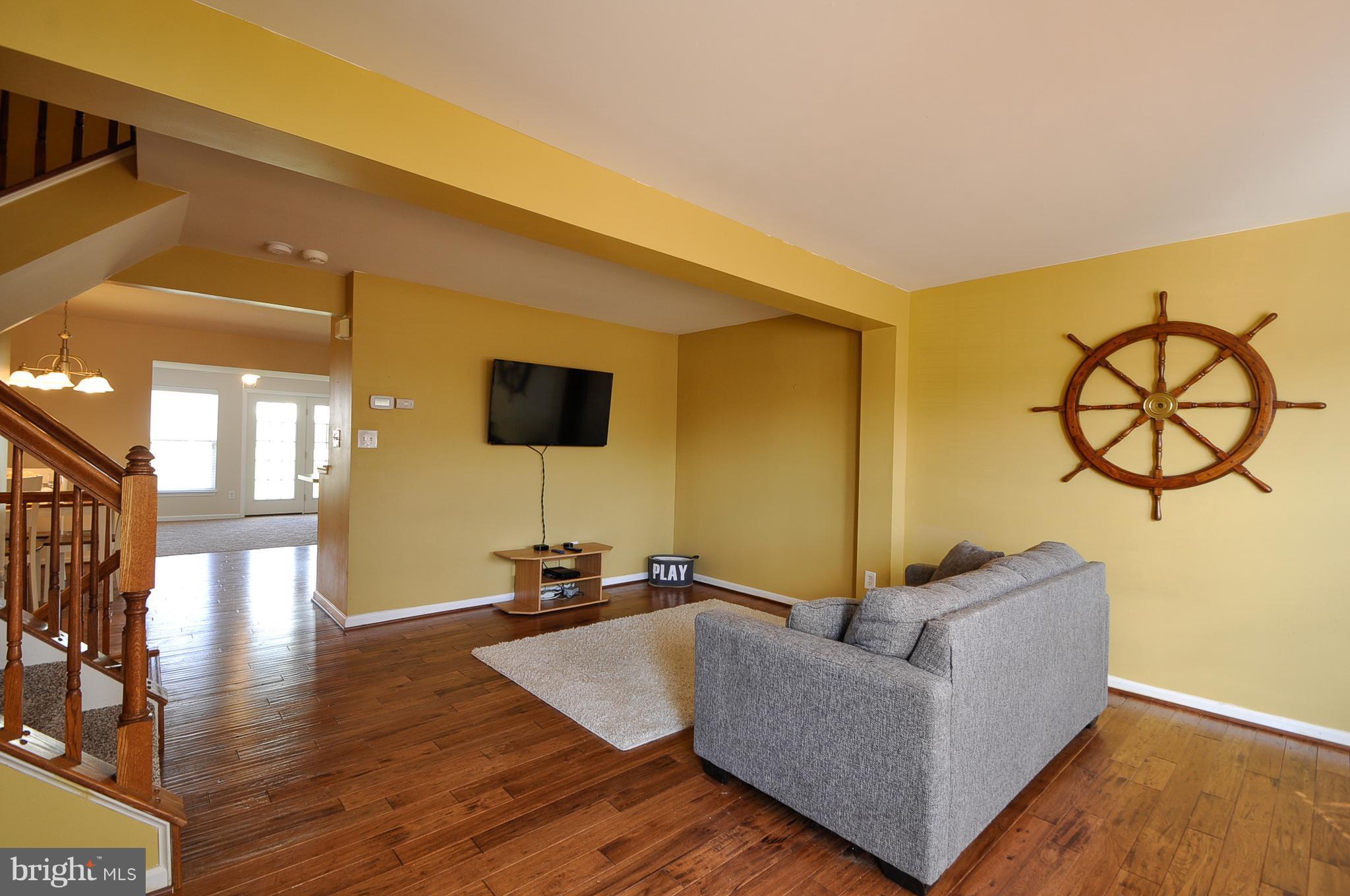 SALEM FIELDS - Residential