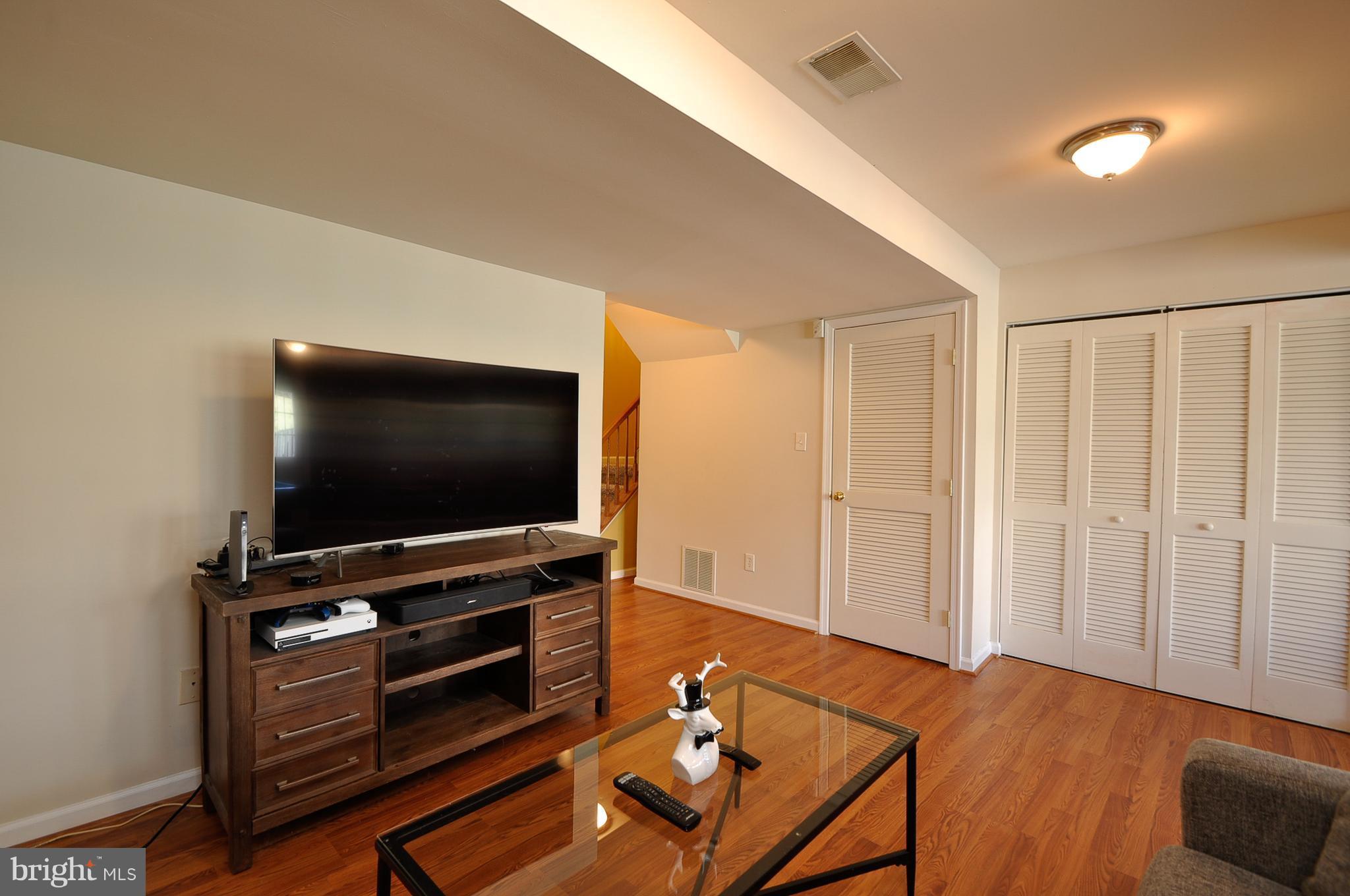 SALEM FIELDS - Residential