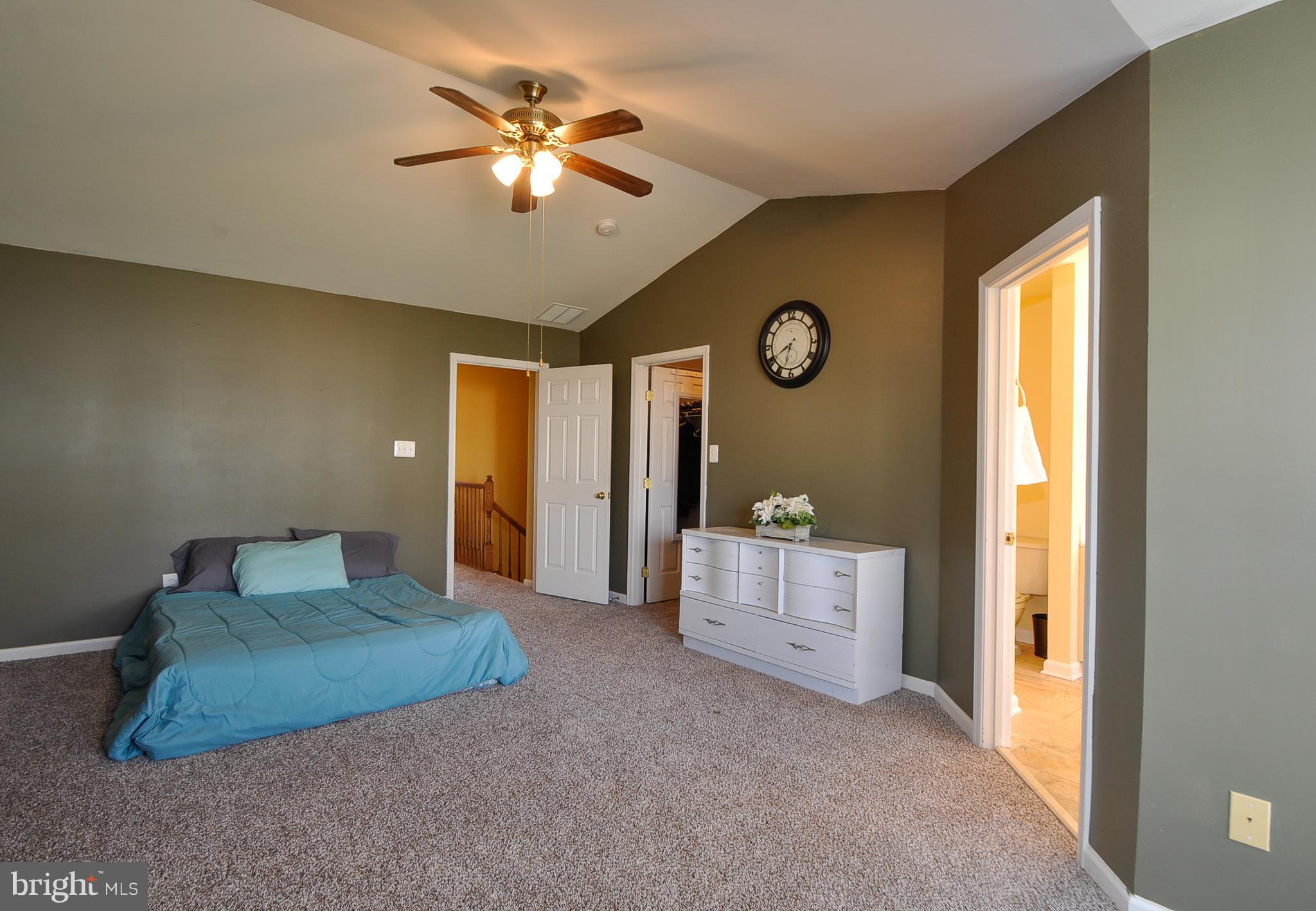 SALEM FIELDS - Residential