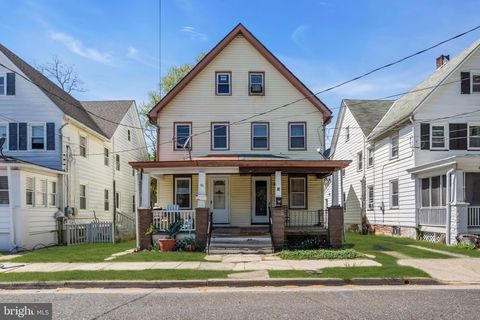 Townhouse For Sale - 89 Chestnut Street<br/> SALEM, NJ 08079