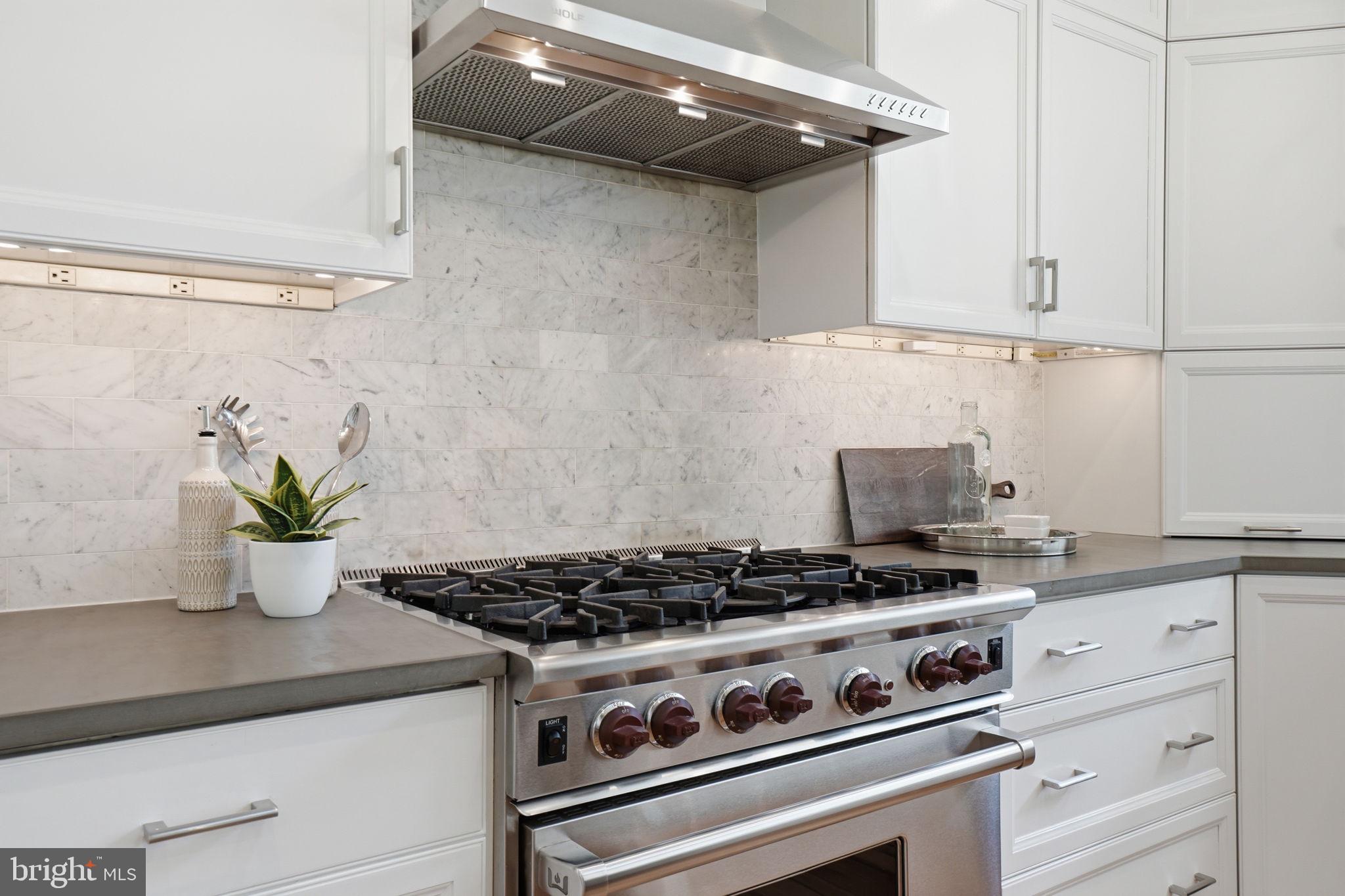 CLEVELAND PARK - Residential