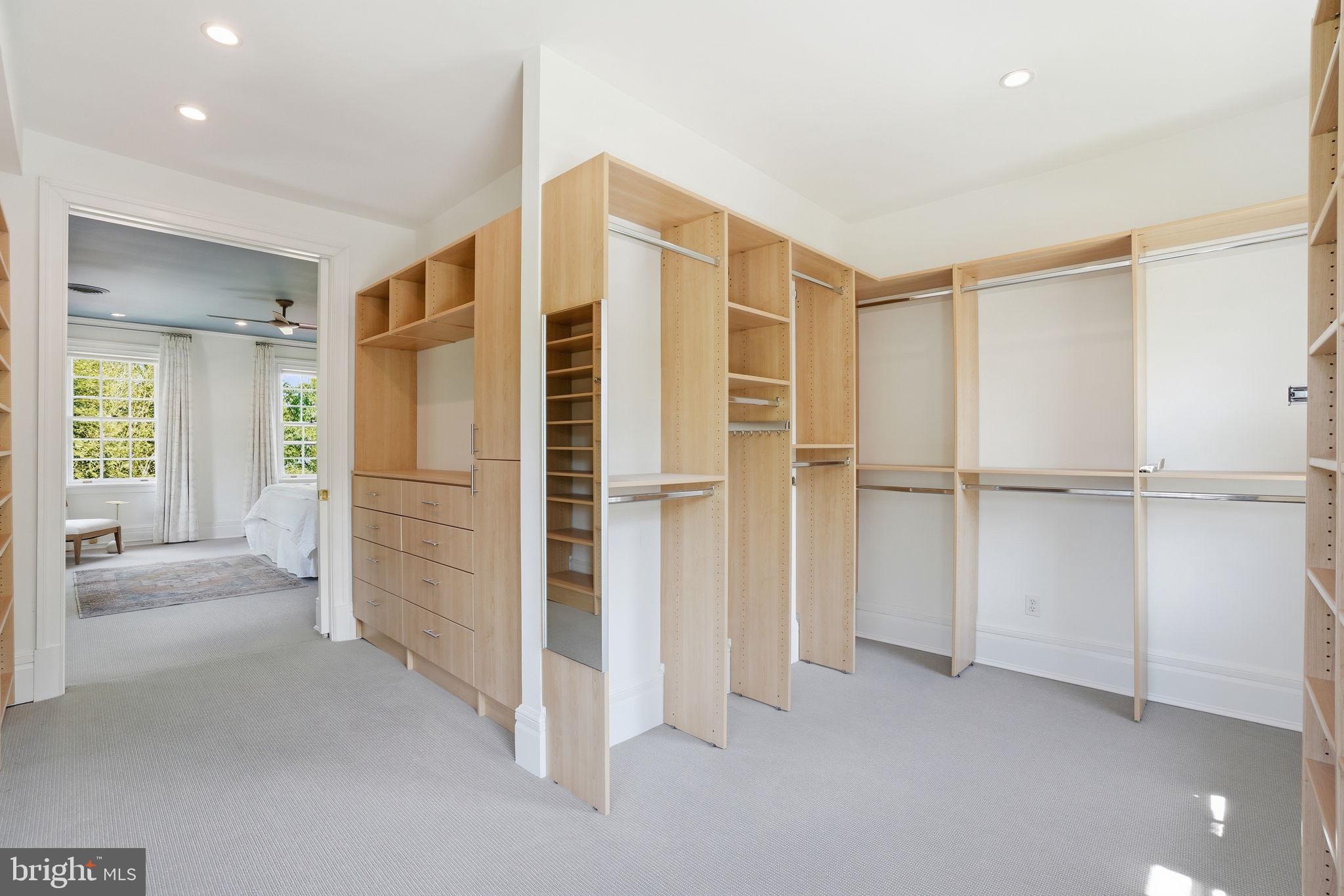 CLEVELAND PARK - Residential