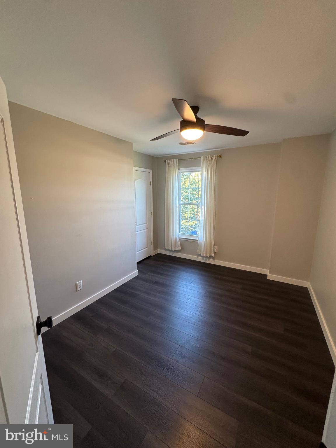 KINGSVIEW SUB - Residential Lease