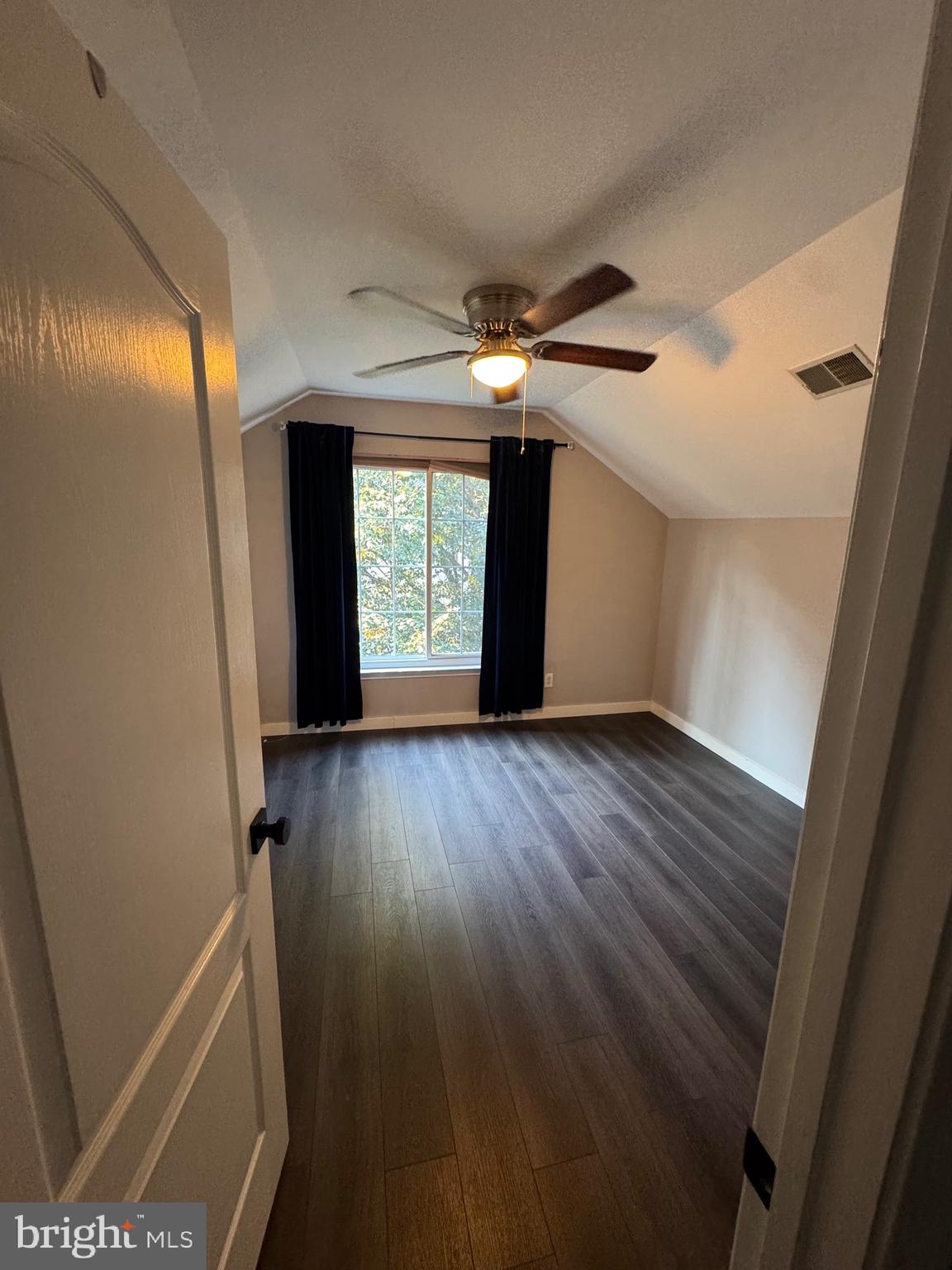 KINGSVIEW SUB - Residential Lease