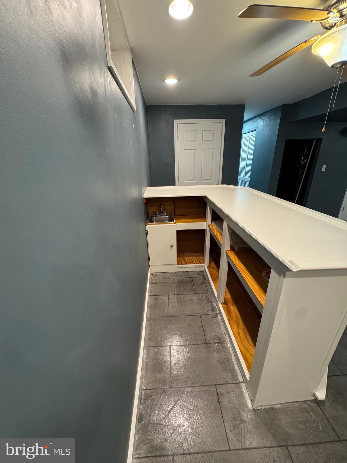 KINGSVIEW SUB - Residential Lease