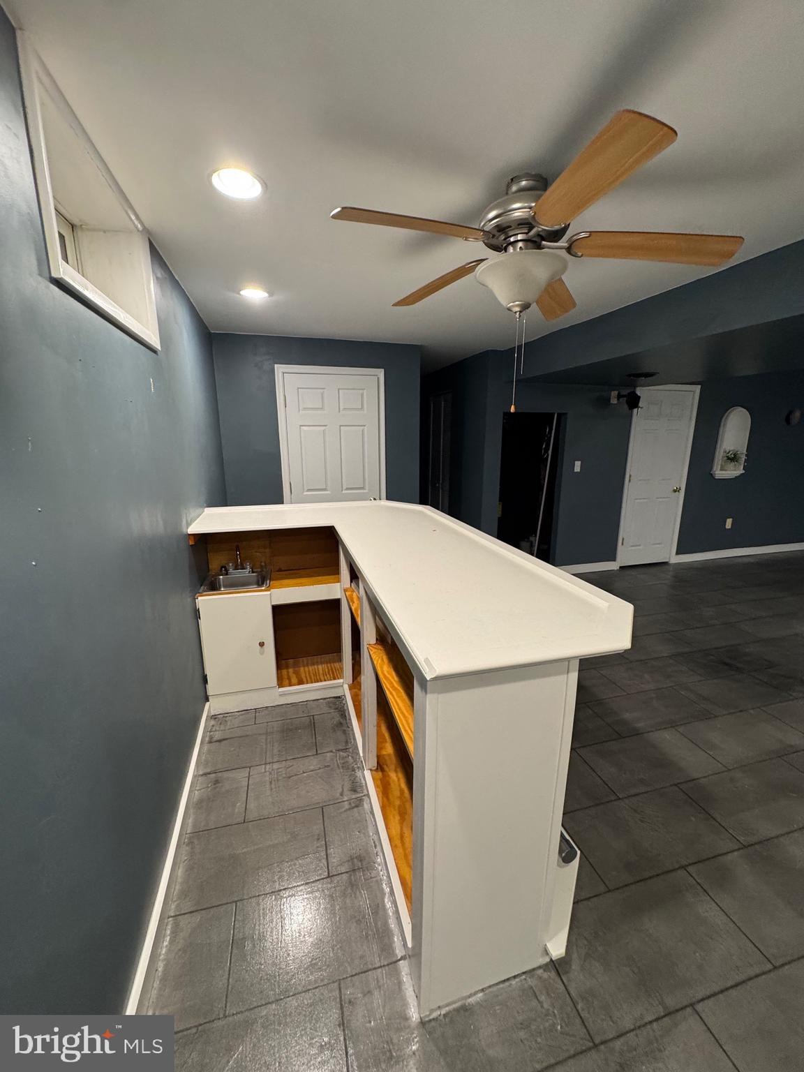 KINGSVIEW SUB - Residential Lease