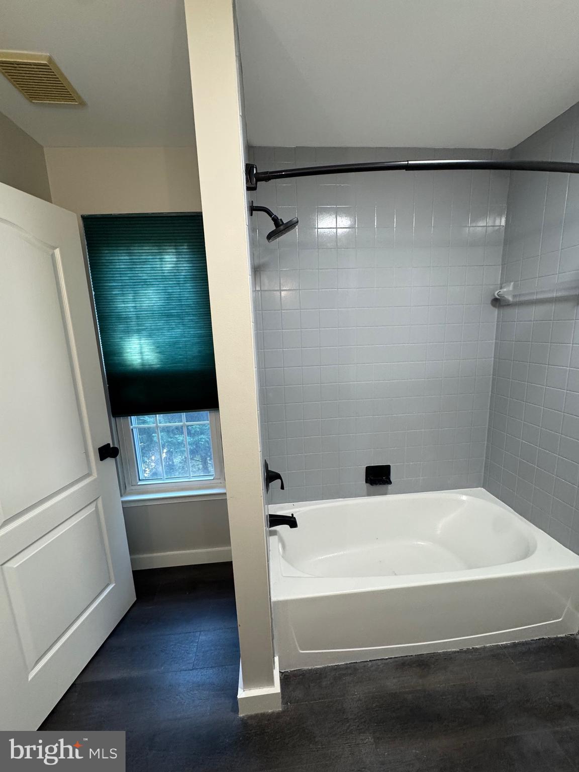 KINGSVIEW SUB - Residential Lease