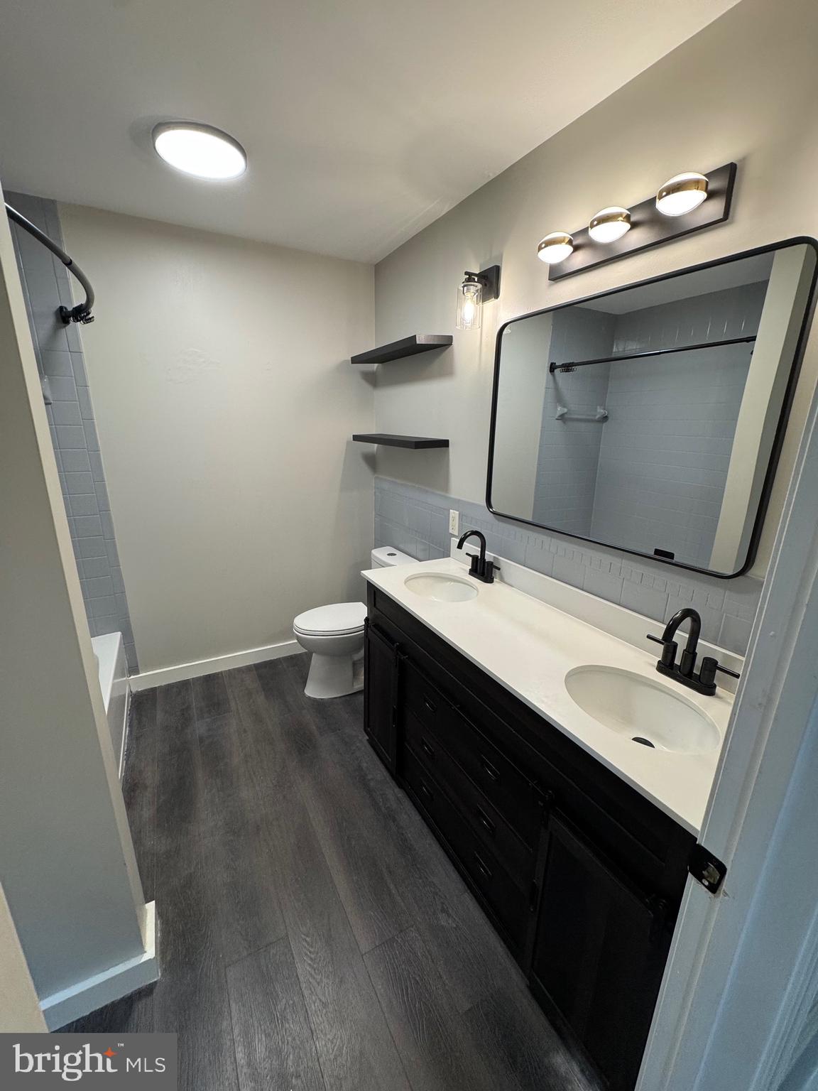 KINGSVIEW SUB - Residential Lease