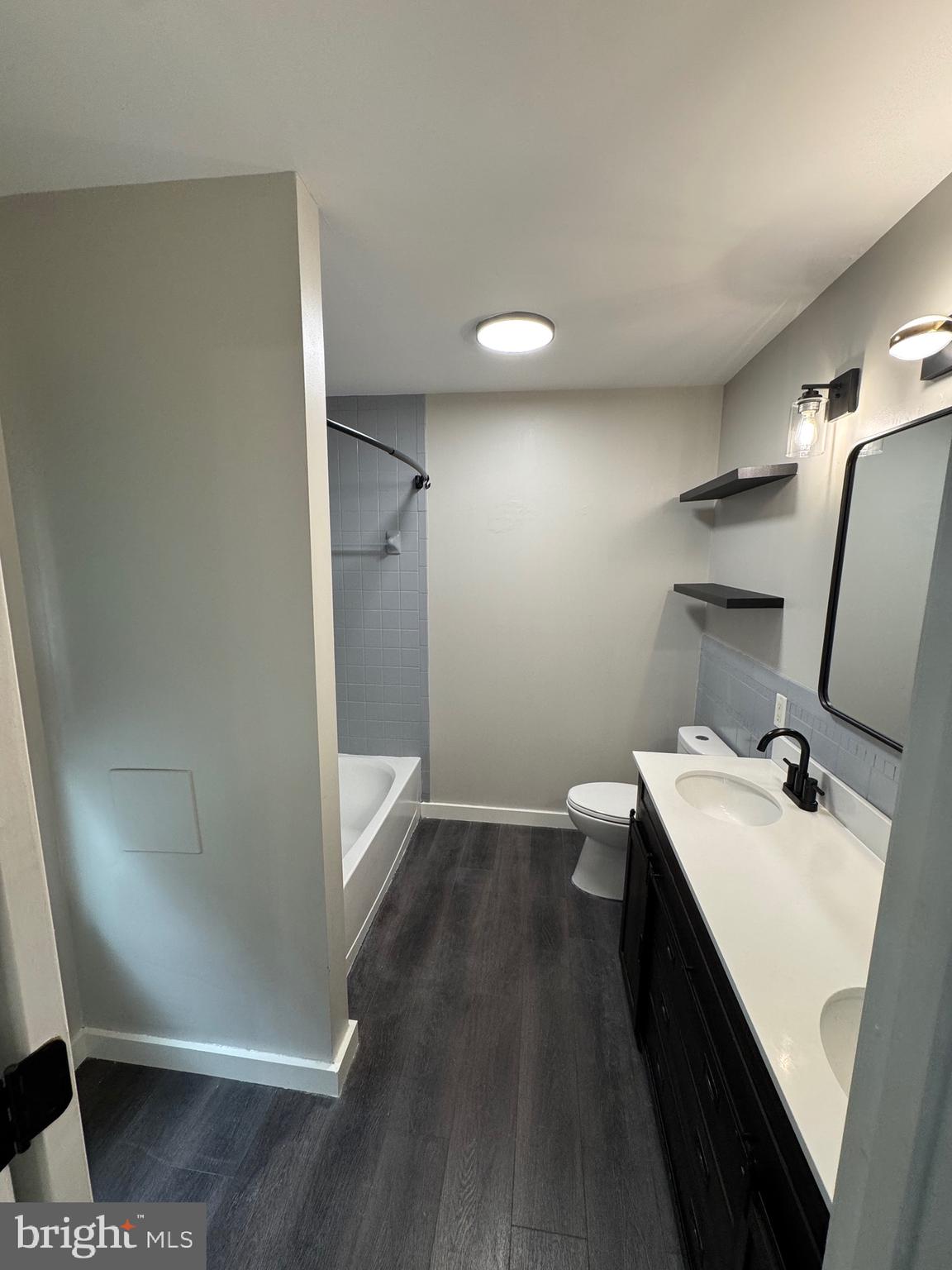 KINGSVIEW SUB - Residential Lease