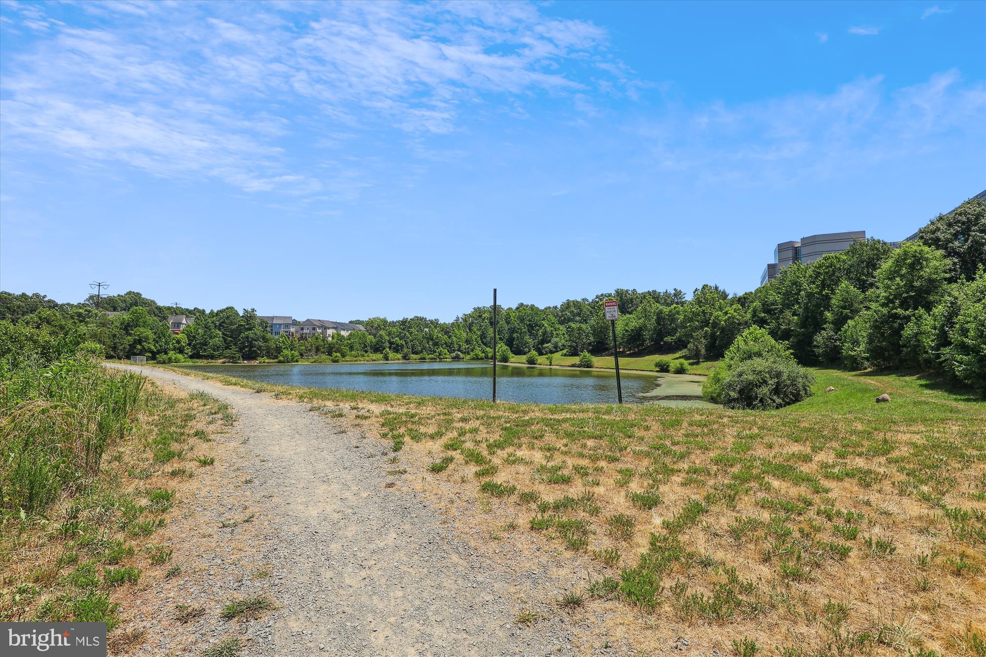 WILLOW OAKS AT FAIR LAKES - Residential